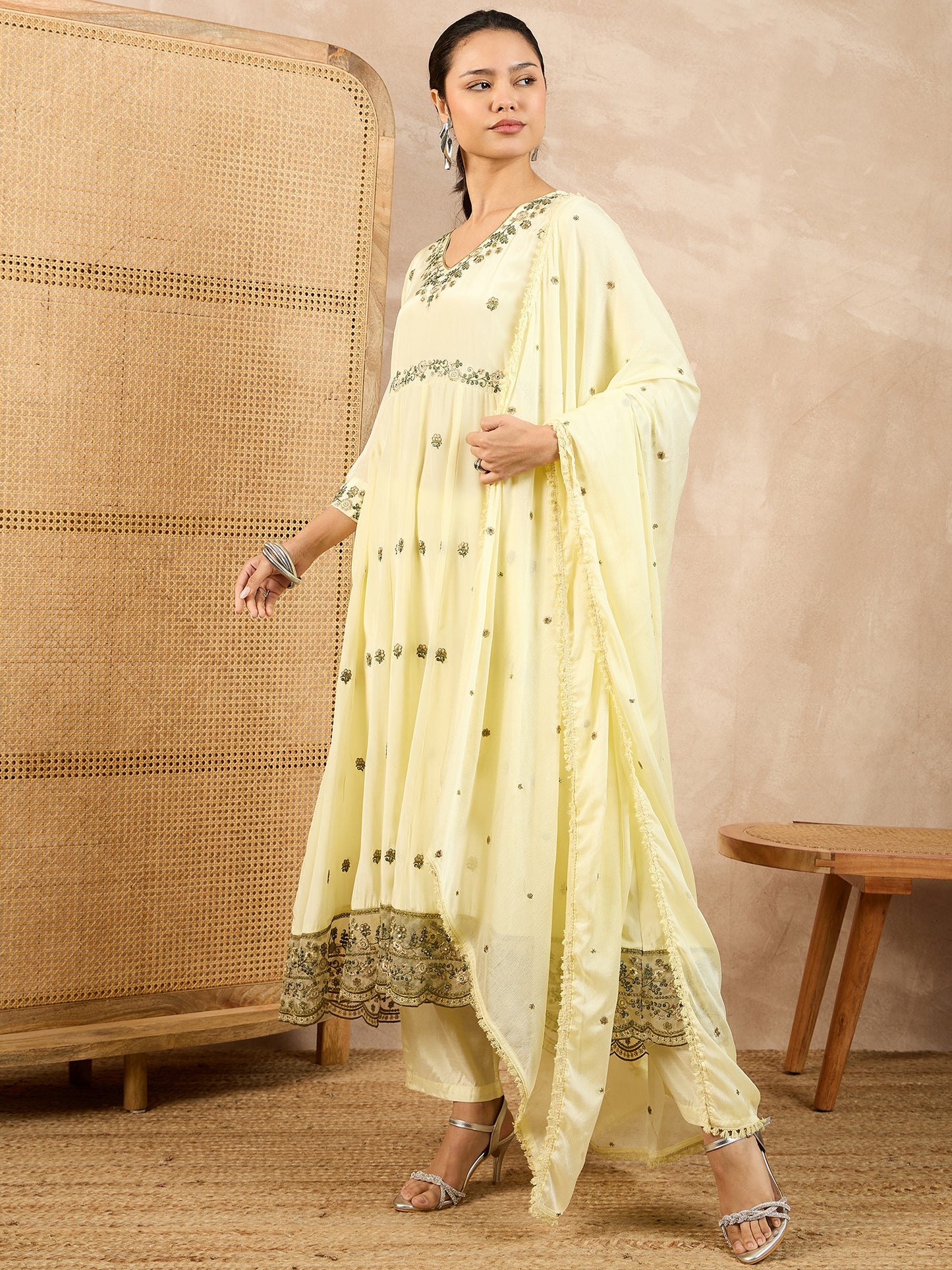 Women Floral Embroidered Empire Beads and Stones Silk Crepe Kurta with Trousers & With Dupatta