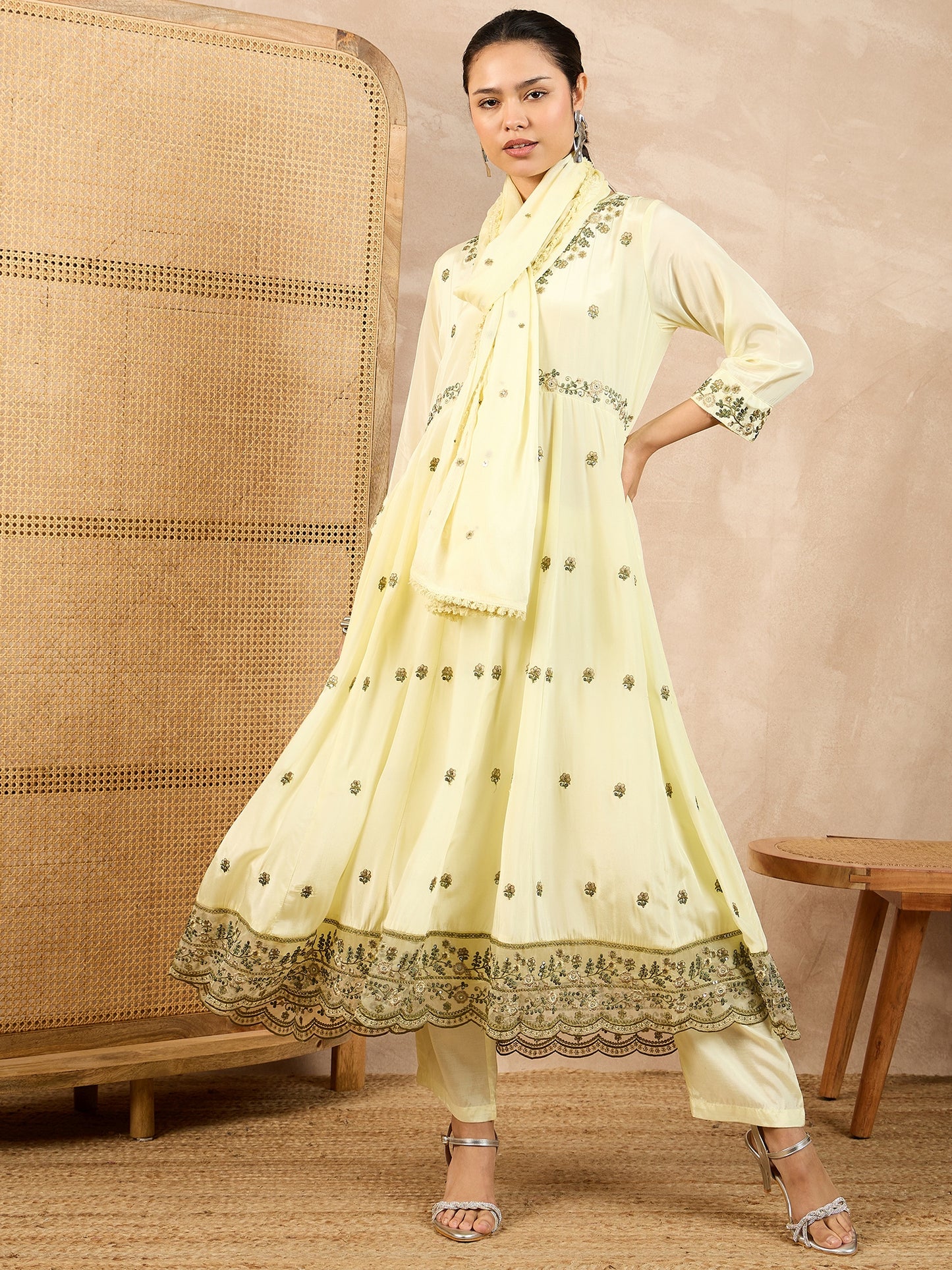 Women Floral Embroidered Empire Beads and Stones Silk Crepe Kurta with Trousers & With Dupatta