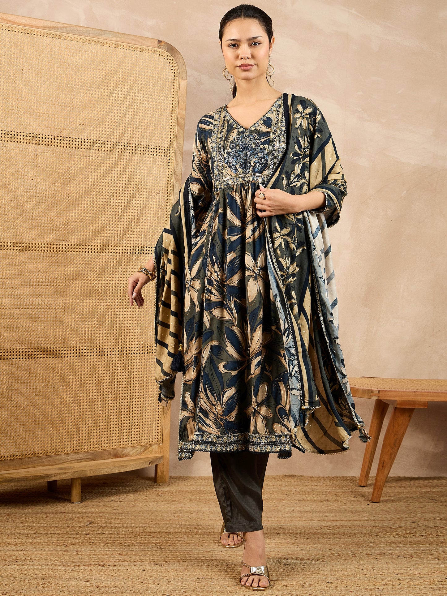 Women Floral Embroidered High Slit Beads and Stones Raw Silk Kurta with Trousers & With Dupatta