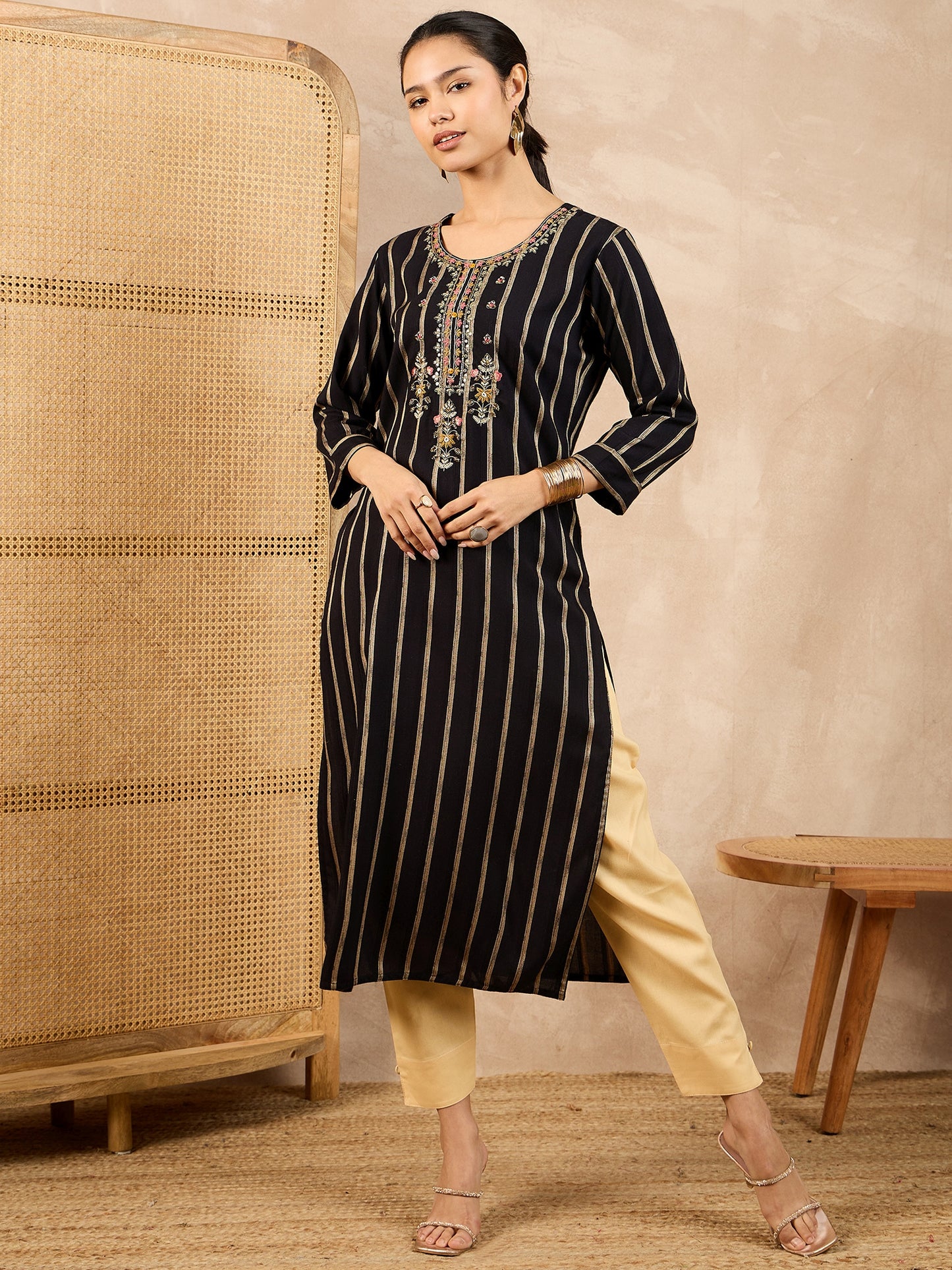 Striped V-Neck Thread Work Straight Kurta