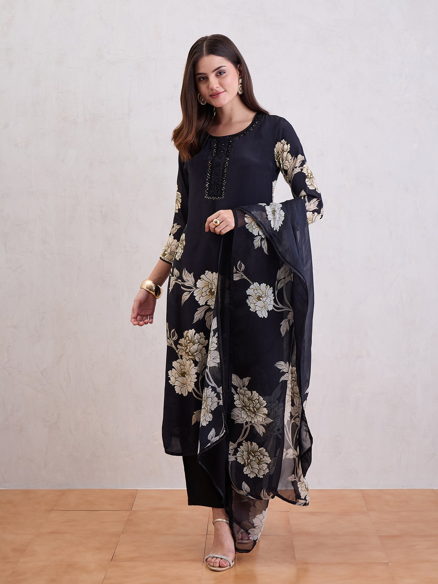 Floral Printed Sequinned Straight Kurta With Trousers & Dupatta