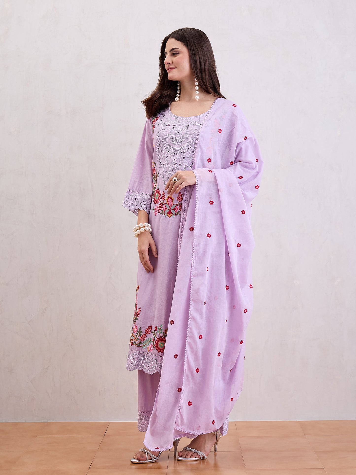 Floral Embroidered Thread Work Straight Kurta With Trousers & Dupatta