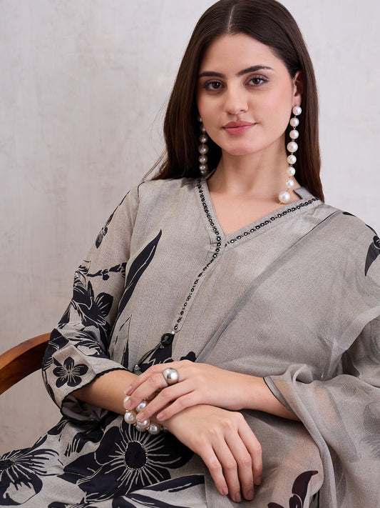 Women Natural Crepe Kurta Set