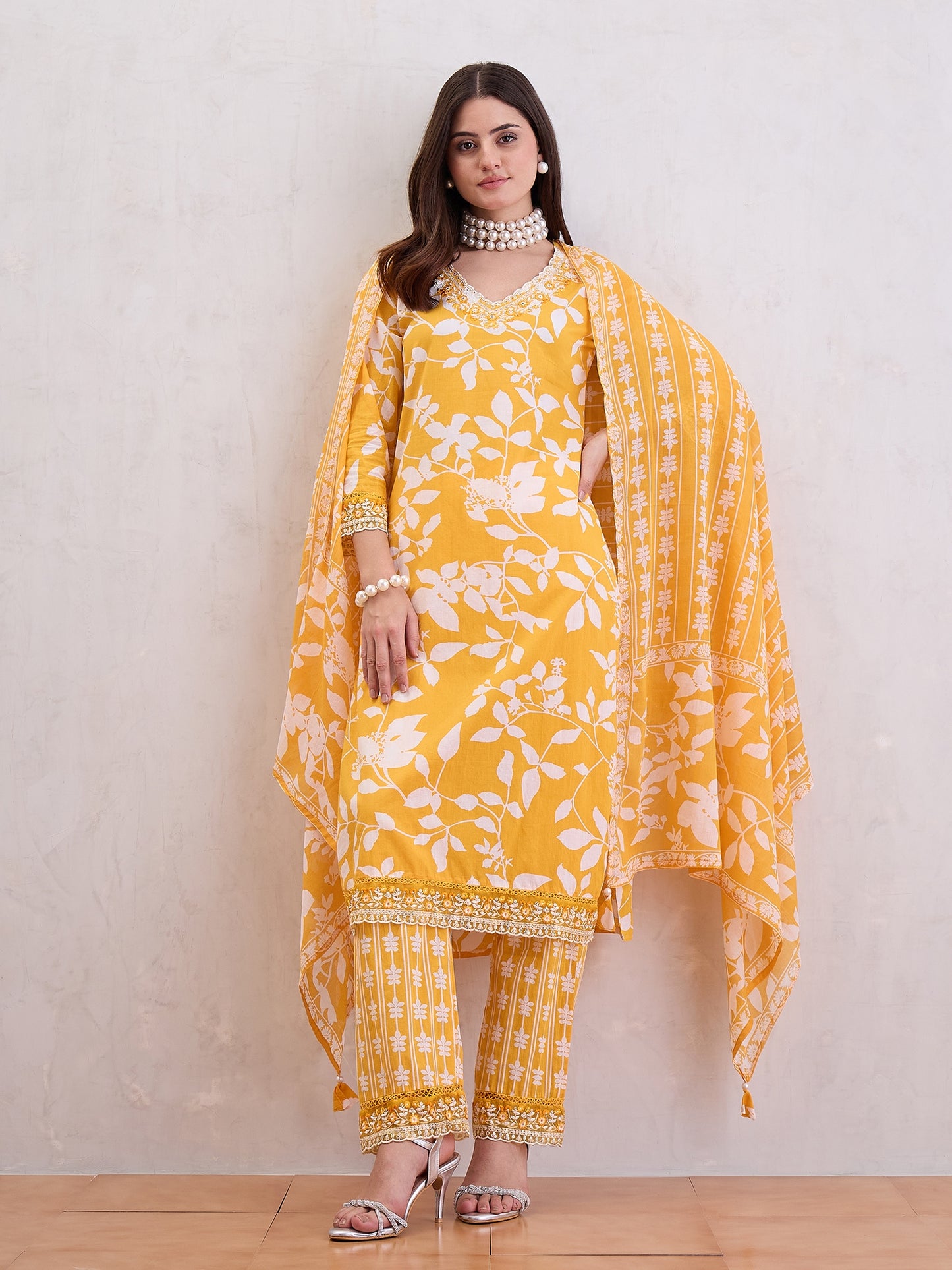 Floral Printed Thread Work Pure Cotton Straight Kurta With Trousers & Dupatta