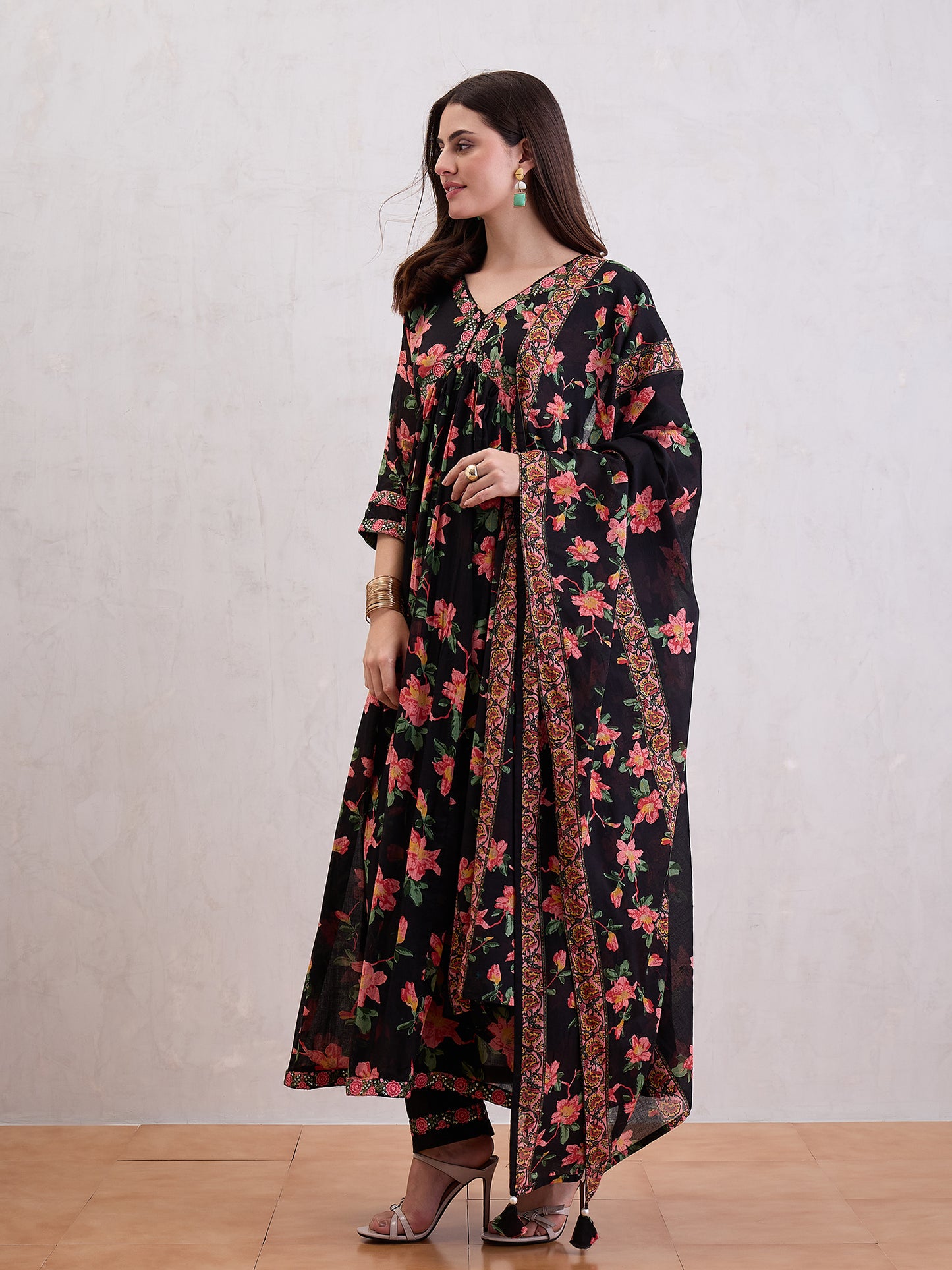 Women Anarkali Voile Kurta Set