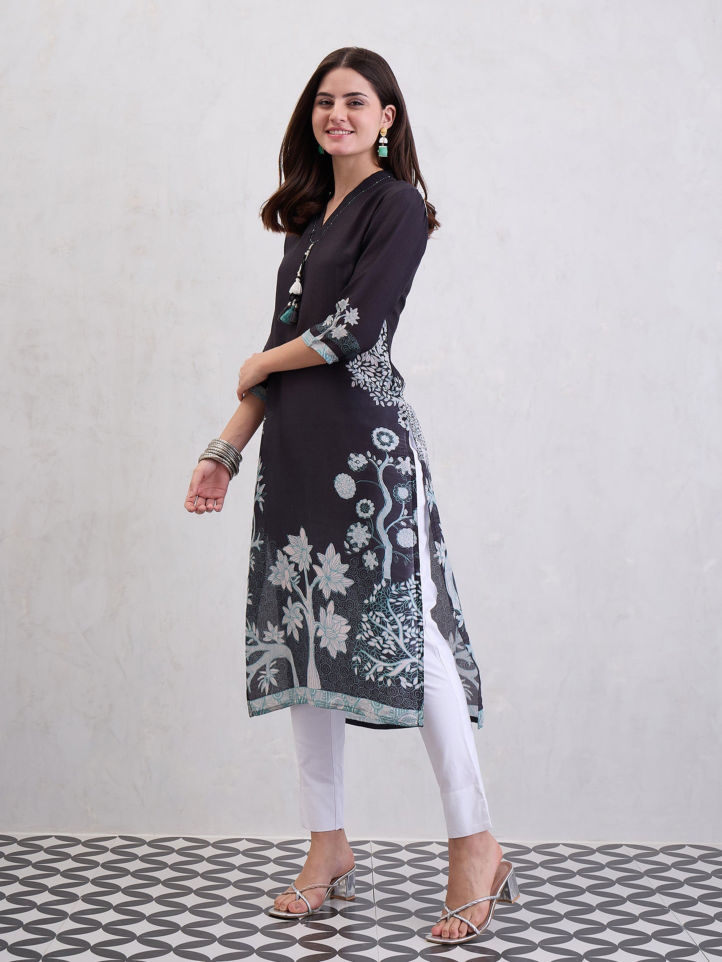 Women Floral Printed Festive Silk Straight Kurtas