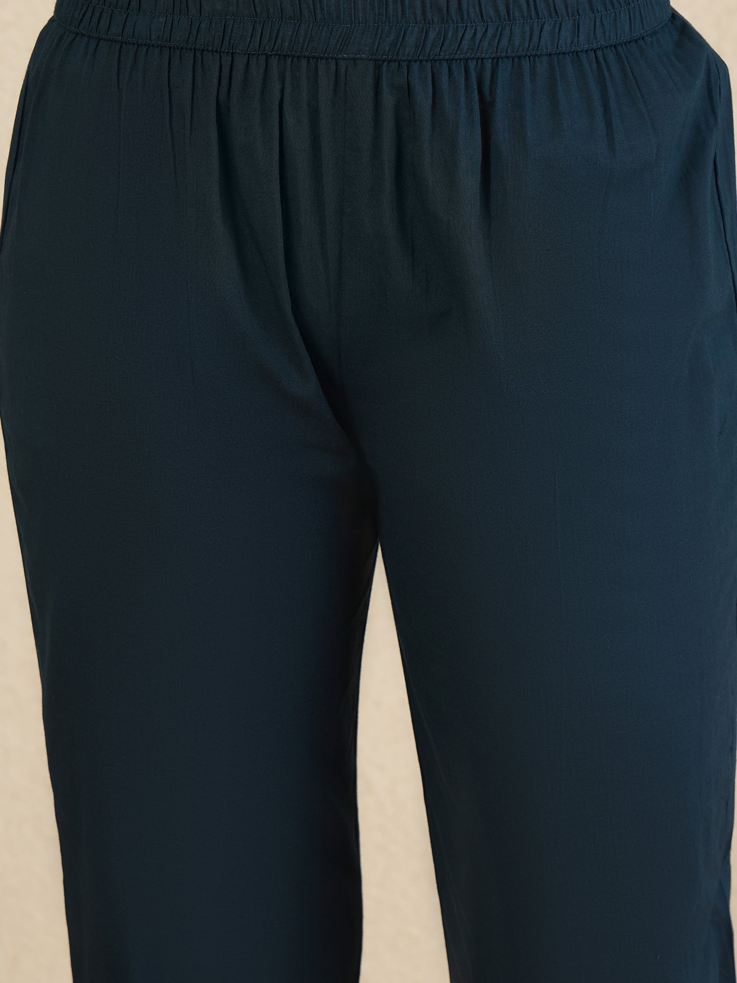 Women Ethnic Motifs Embroidered Empire Thread Work Kurta with Trousers & With Dupatta