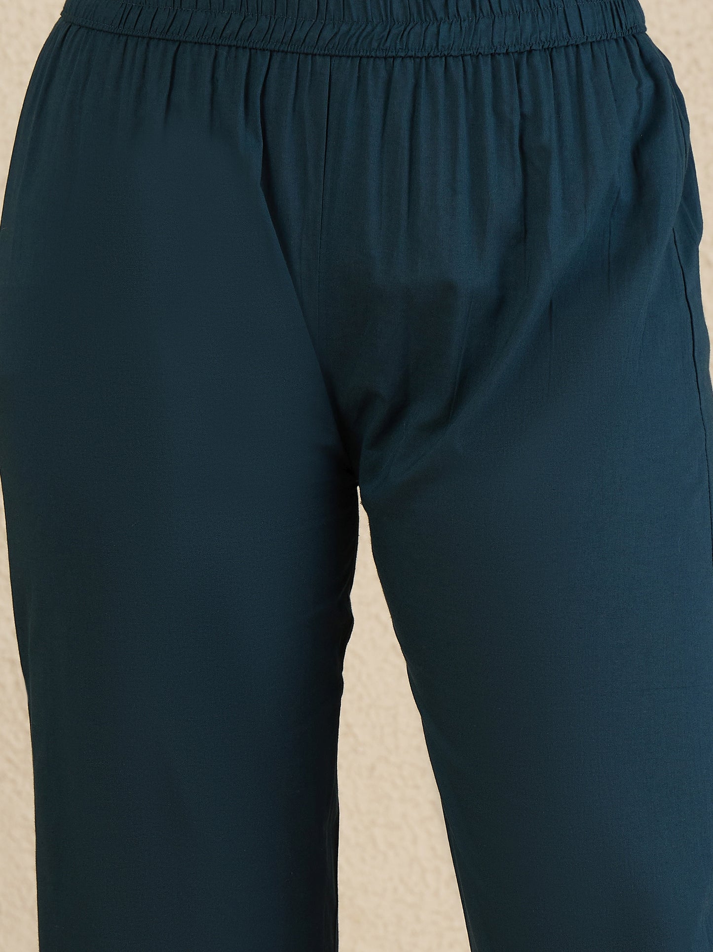 Women Floral Embroidered Pleated Thread Work Kurta with Trousers & With Dupatta