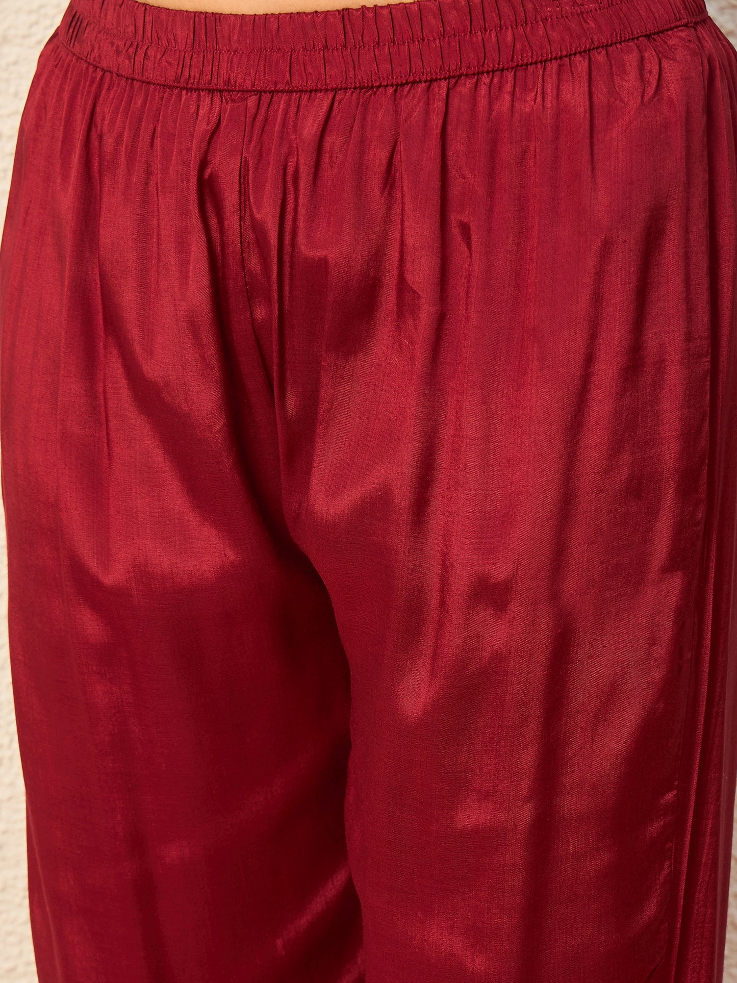 Women Floral Embroidered Regular Mirror Work Raw Silk Kurta with Trousers & With Dupatta