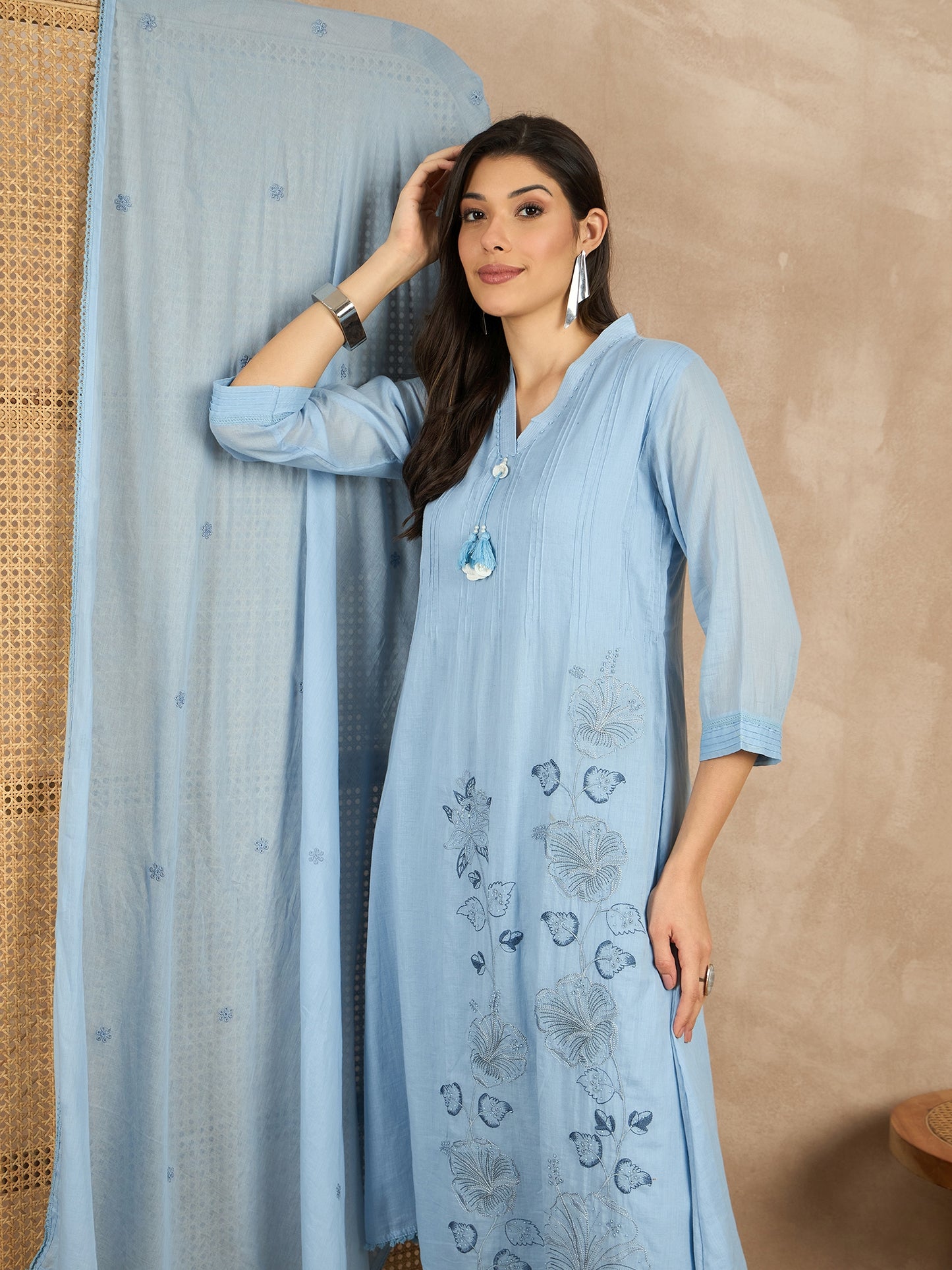 Women Floral Embroidered Pleated Thread Work Kurta with Trousers & With Dupatta