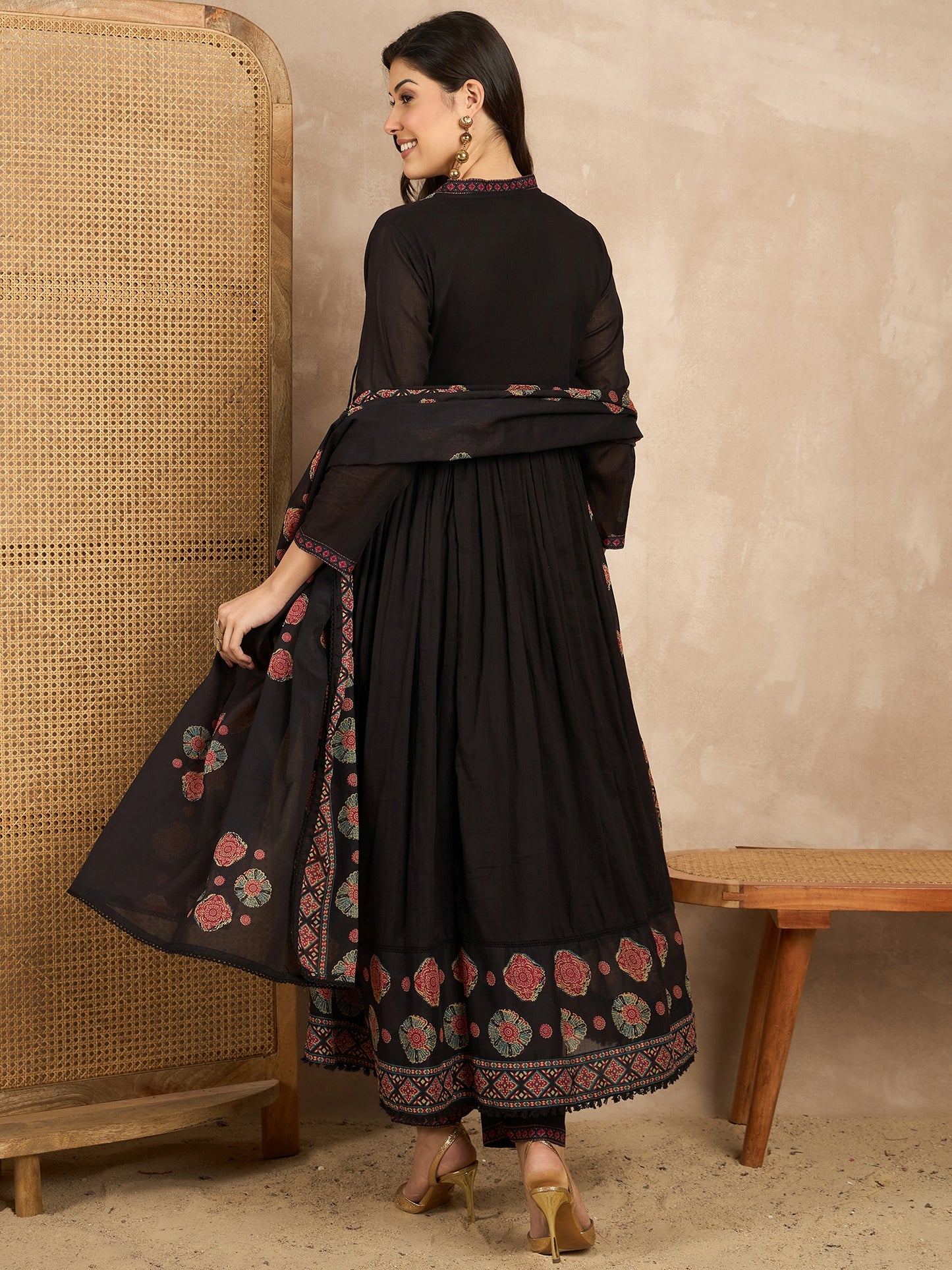 Women Ethnic Motifs Printed Angrakha Thread Work Kurta with Trousers & With Dupatta