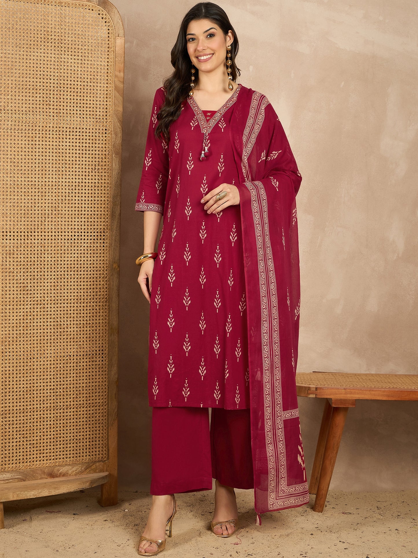 Women Floral Printed Regular Mirror Work Pure Cotton Kurta with Trousers & With Dupatta