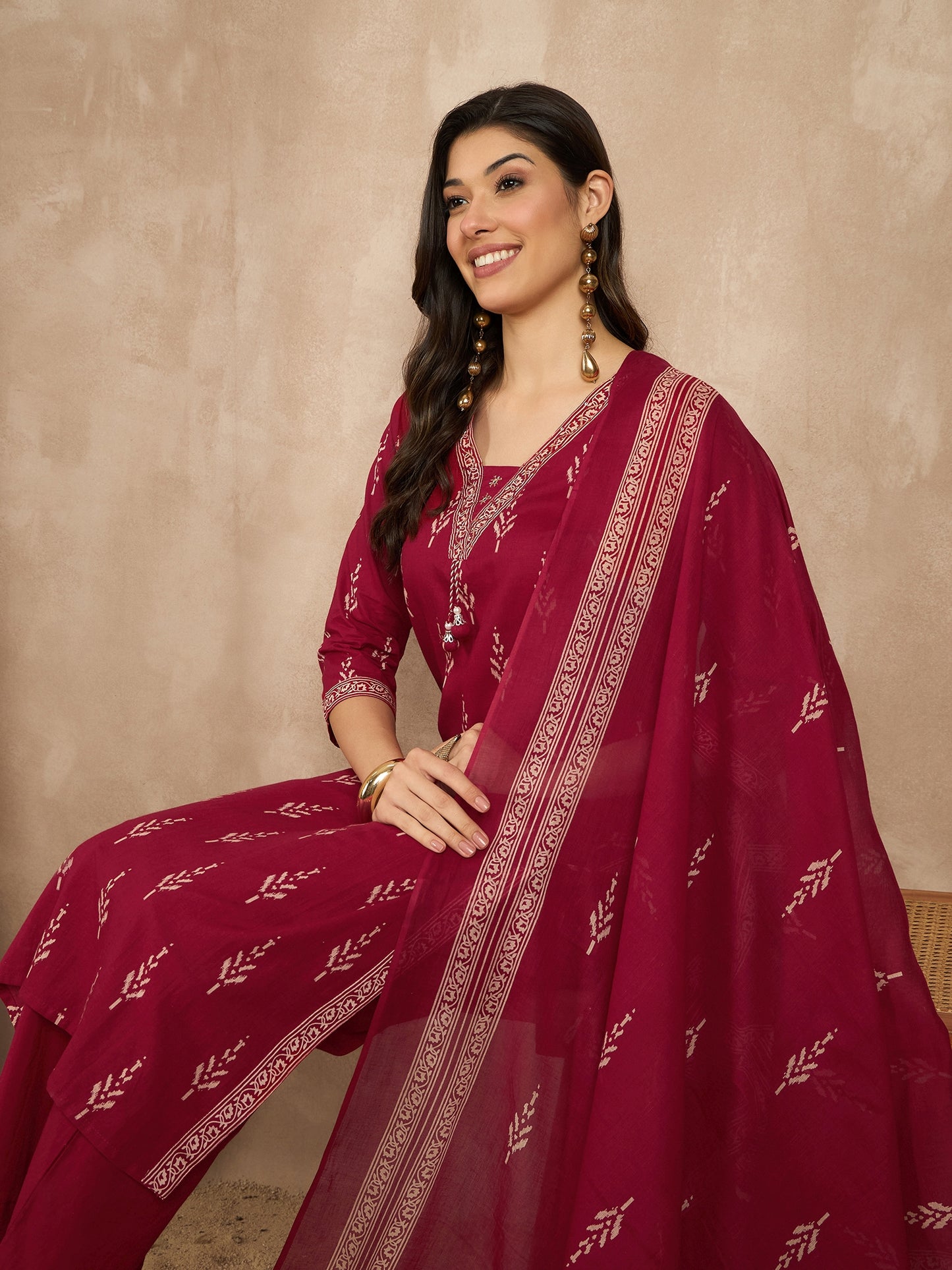 Women Floral Printed Regular Mirror Work Pure Cotton Kurta with Trousers & With Dupatta