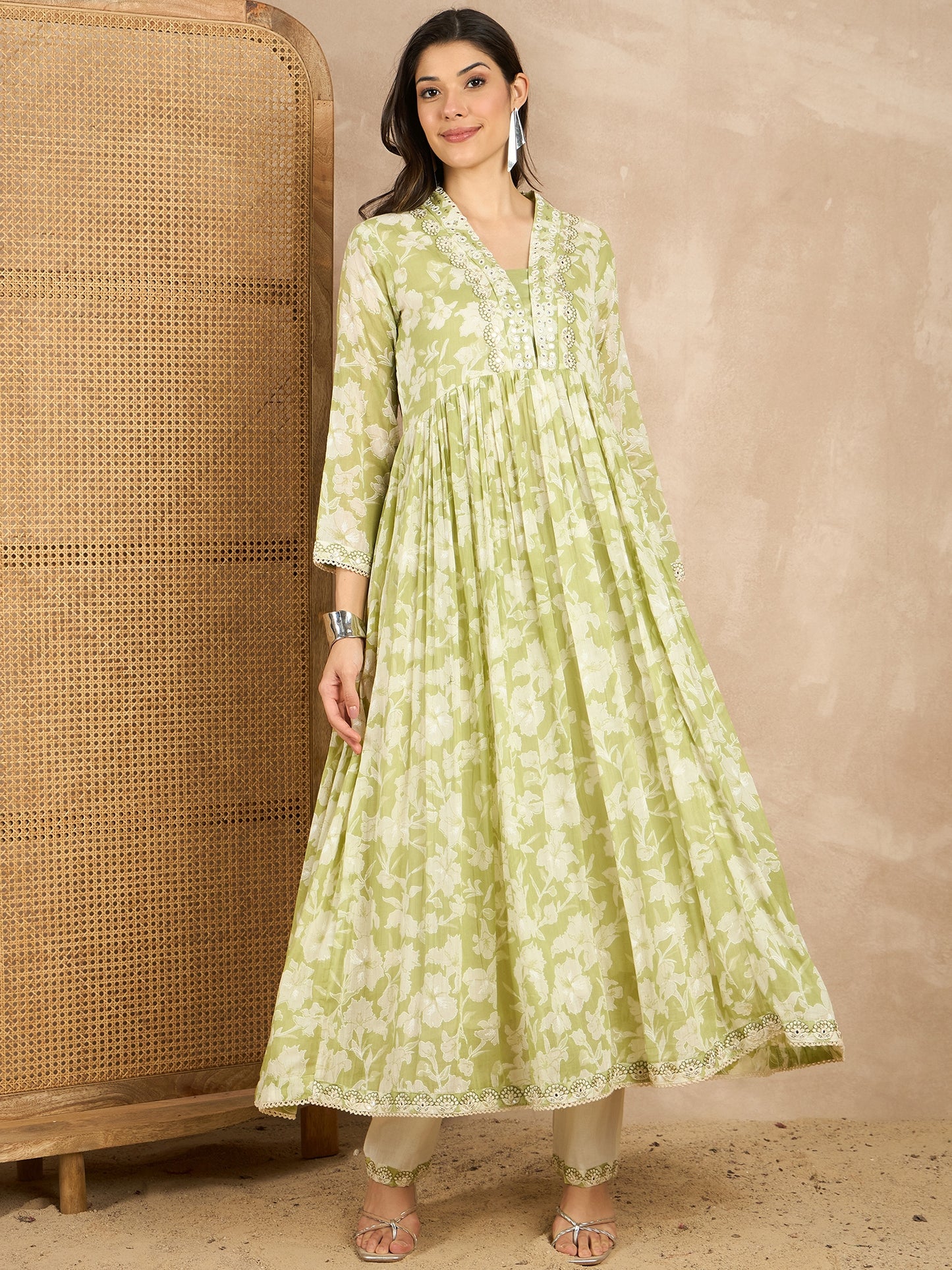 Women Floral Printed Pleated Mirror Work Kurta with Trousers & With Dupatta
