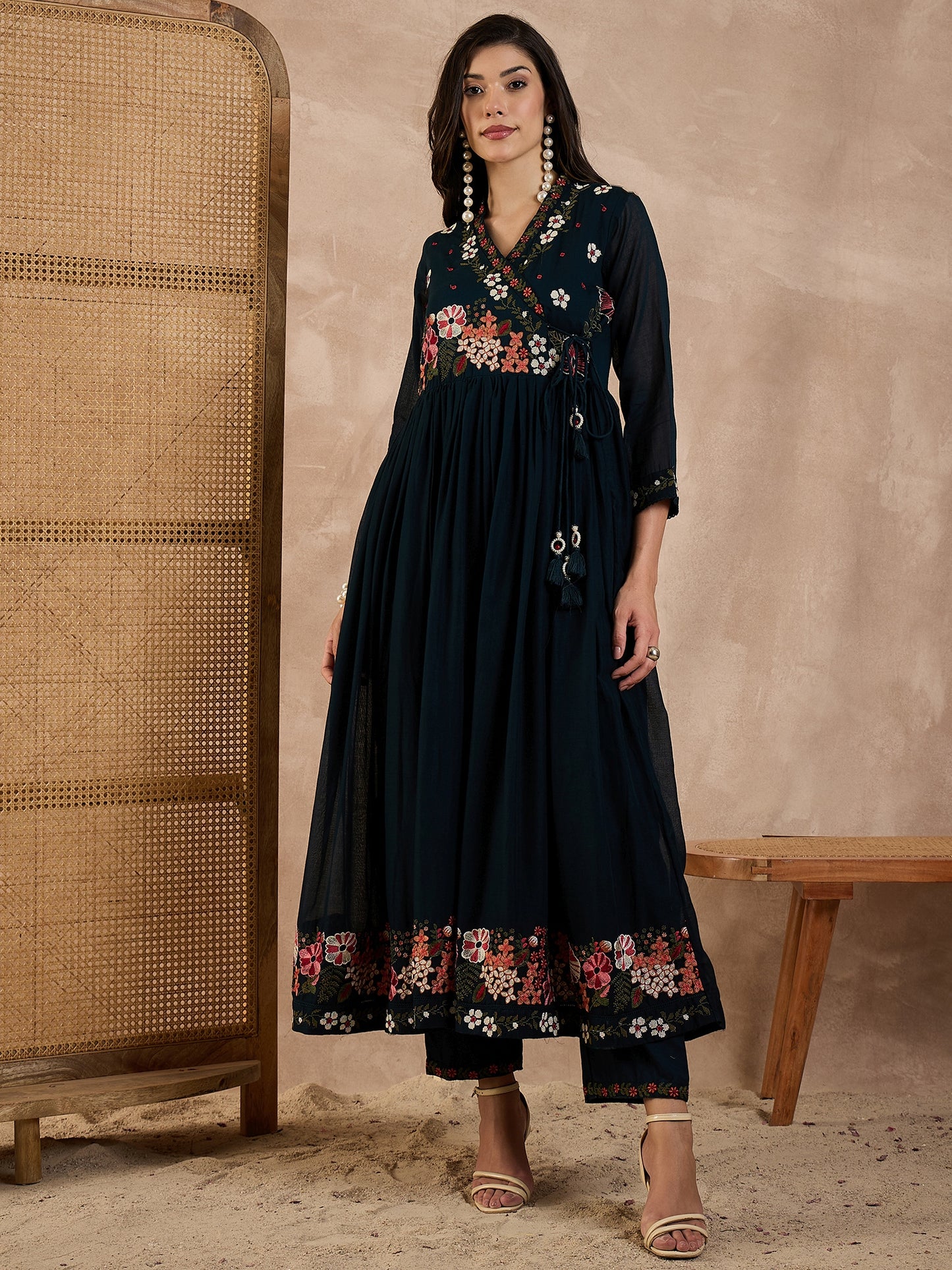 Floral Embroidered V-Neck Thread Work Anarkali Kurta With Trouser & Dupatta