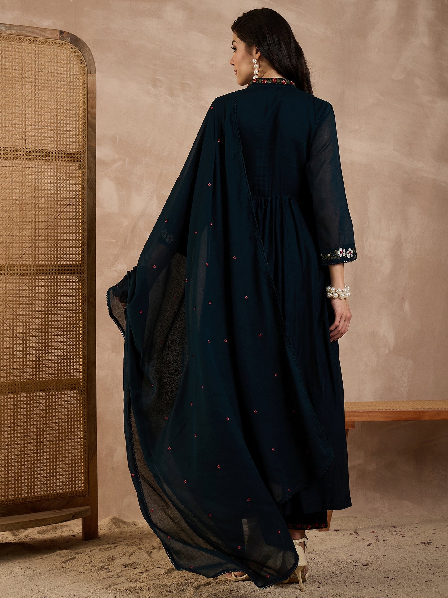 Floral Embroidered V-Neck Thread Work Anarkali Kurta With Trouser & Dupatta