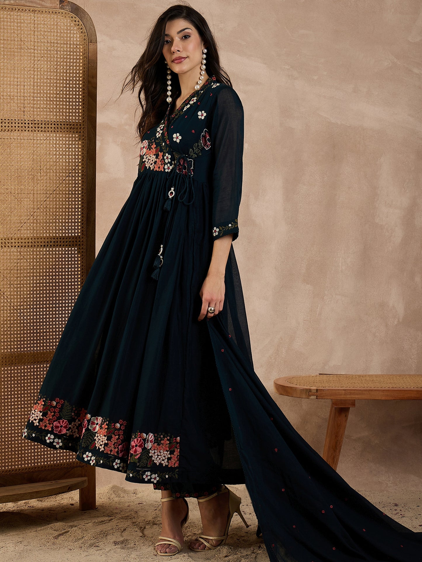 Floral Embroidered V-Neck Thread Work Anarkali Kurta With Trouser & Dupatta