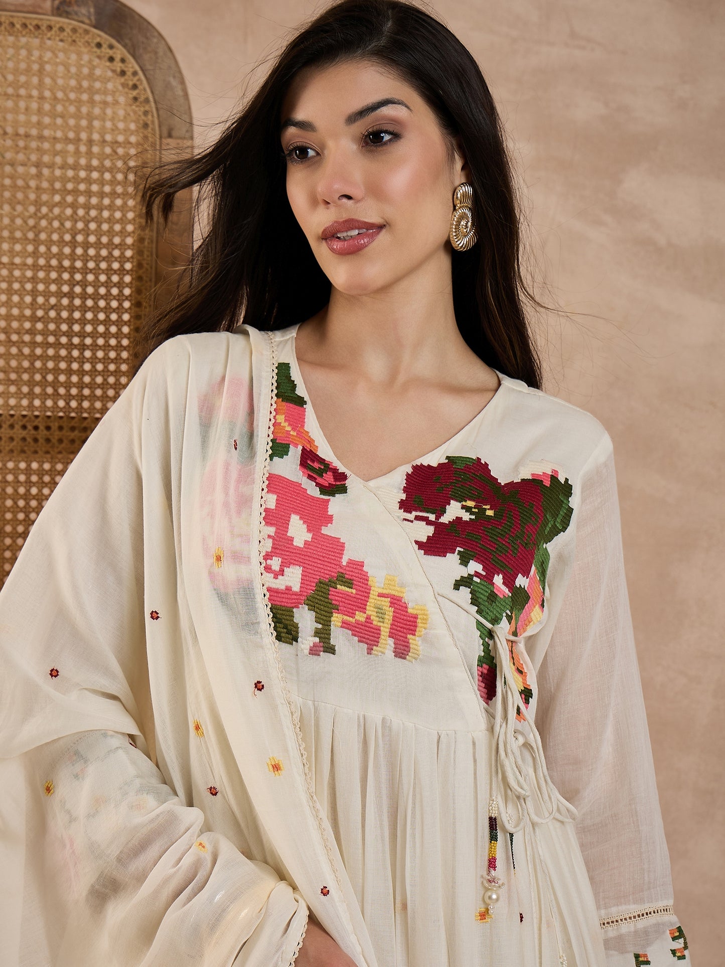 Women Ethnic Motifs Embroidered Thread Work Anarkali Kurta with Trousers & Dupatta