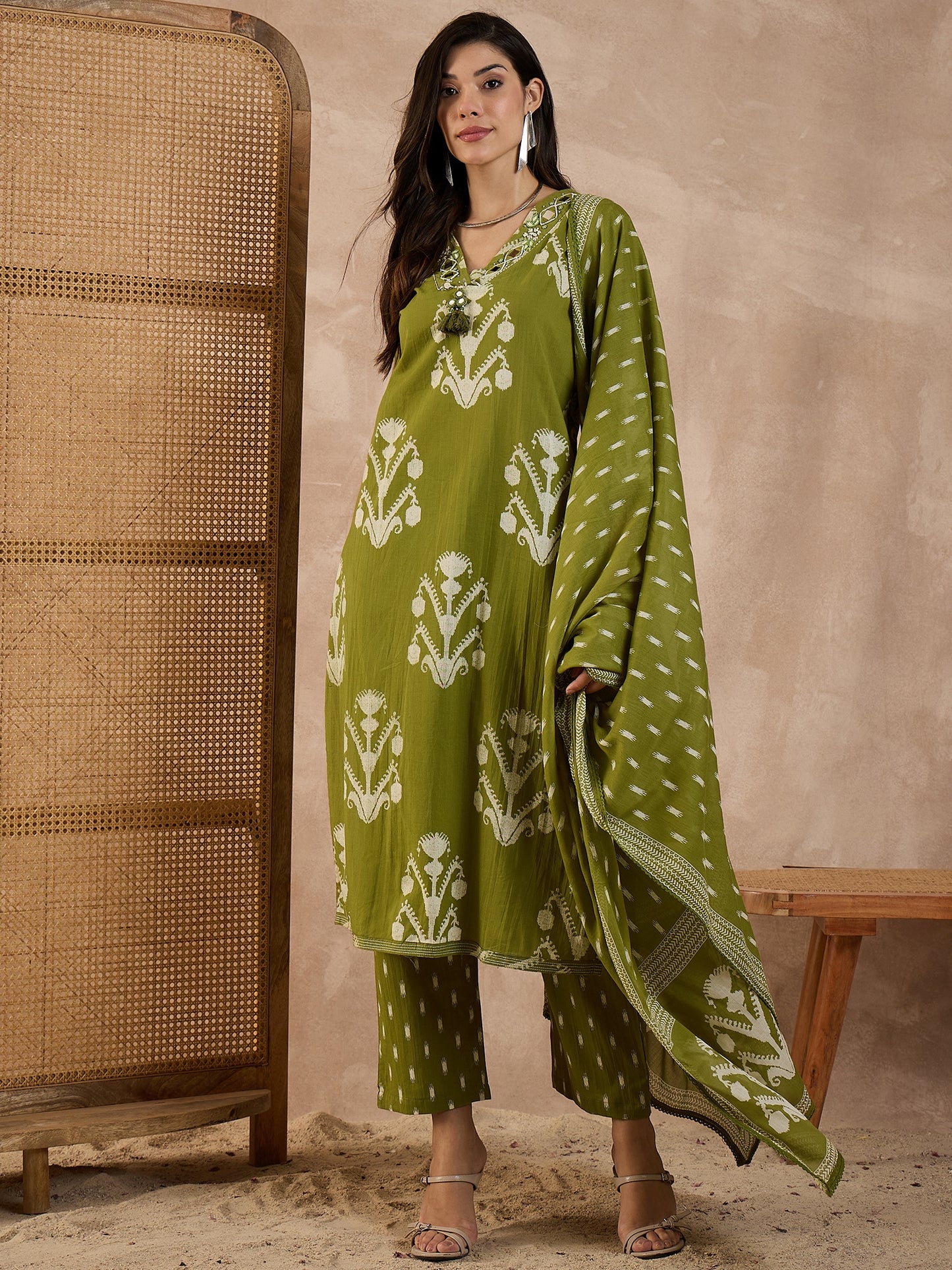 Floral Printed Regular Mirror Work Pure Cotton Kurta With Trousers & Dupatta