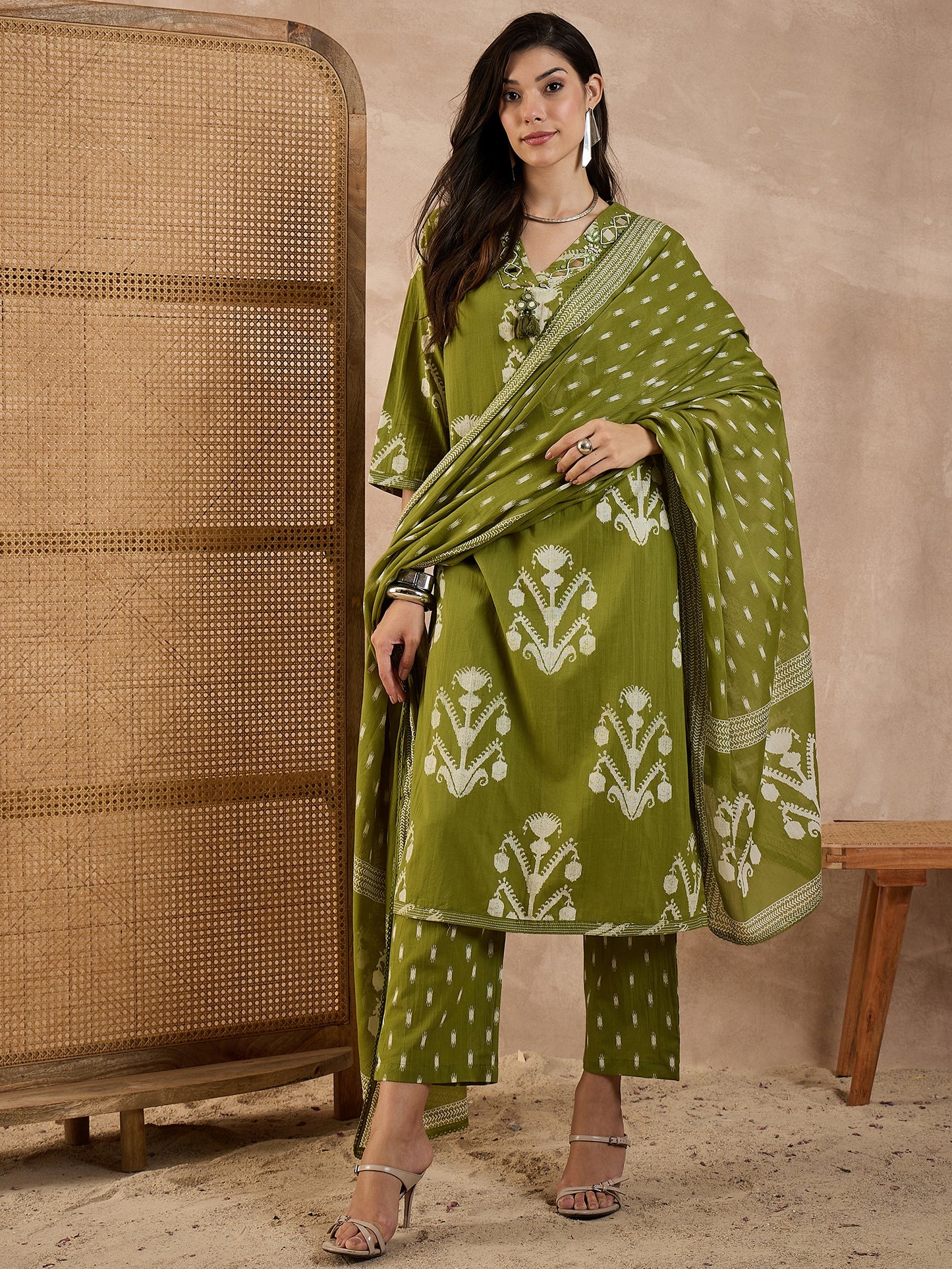 Floral Printed Regular Mirror Work Pure Cotton Kurta With Trousers & Dupatta