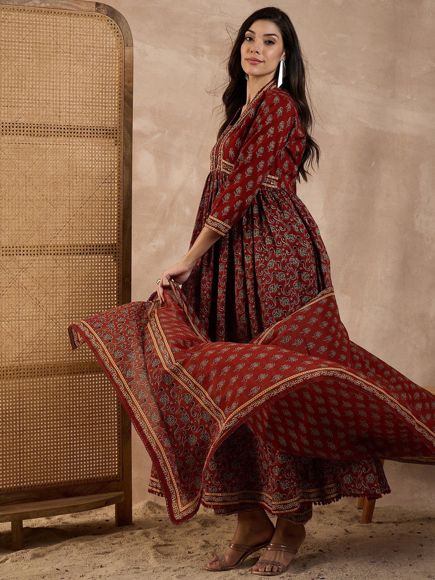 Women Floral Printed Pleated Beads & Stones Pure Cotton Kurta with Trouser & Dupatta