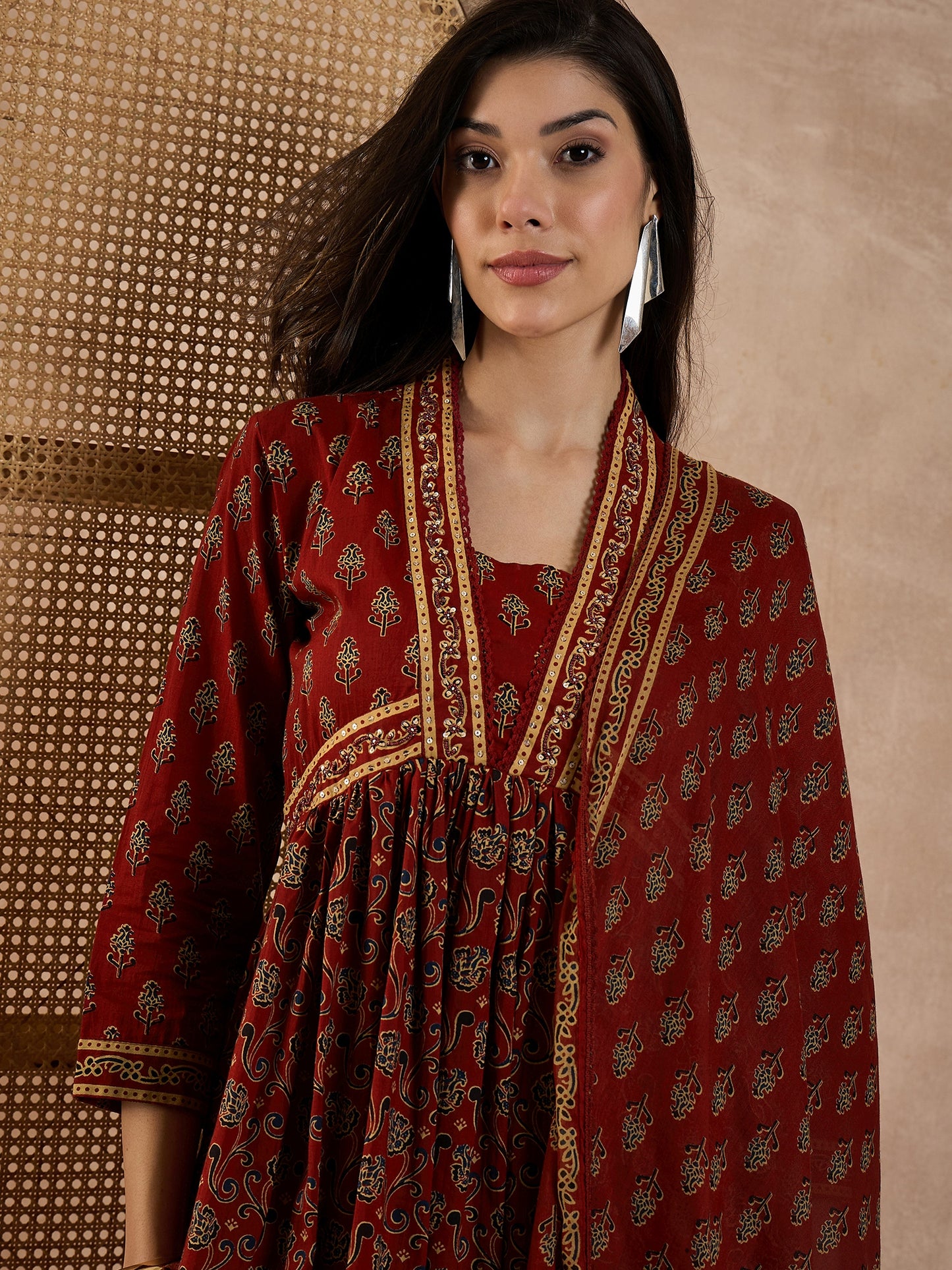 Women Floral Printed Pleated Beads & Stones Pure Cotton Kurta with Trouser & Dupatta