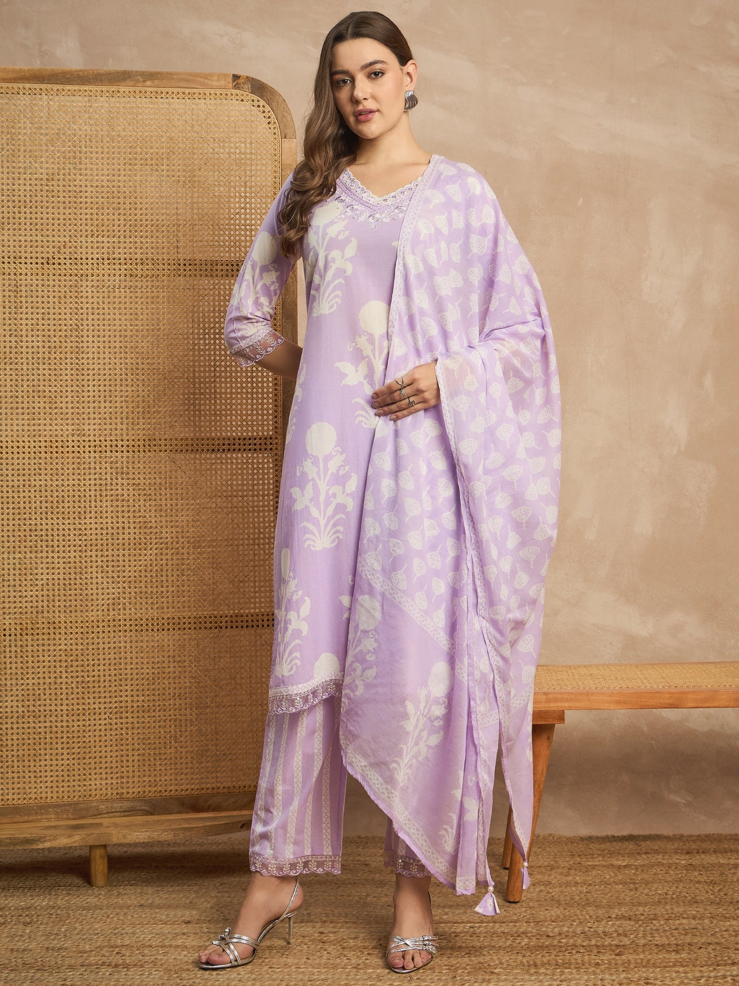 Women Floral Printed Sequinned Pure Cotton Straight Kurta with Trousers & Dupatta