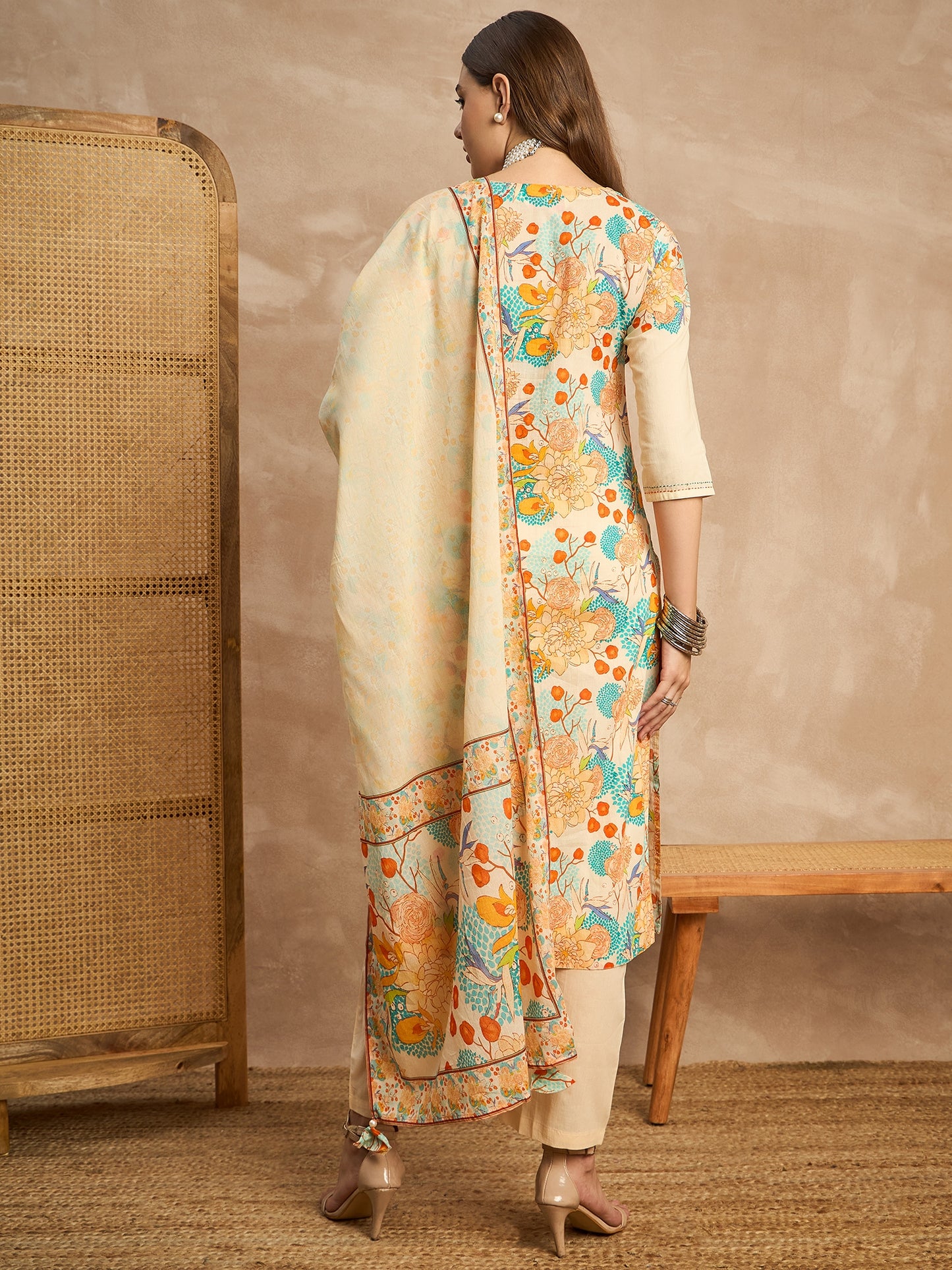 Women Floral Printed Beads and Stones Pure Cotton Kurta with Trousers & Dupatta