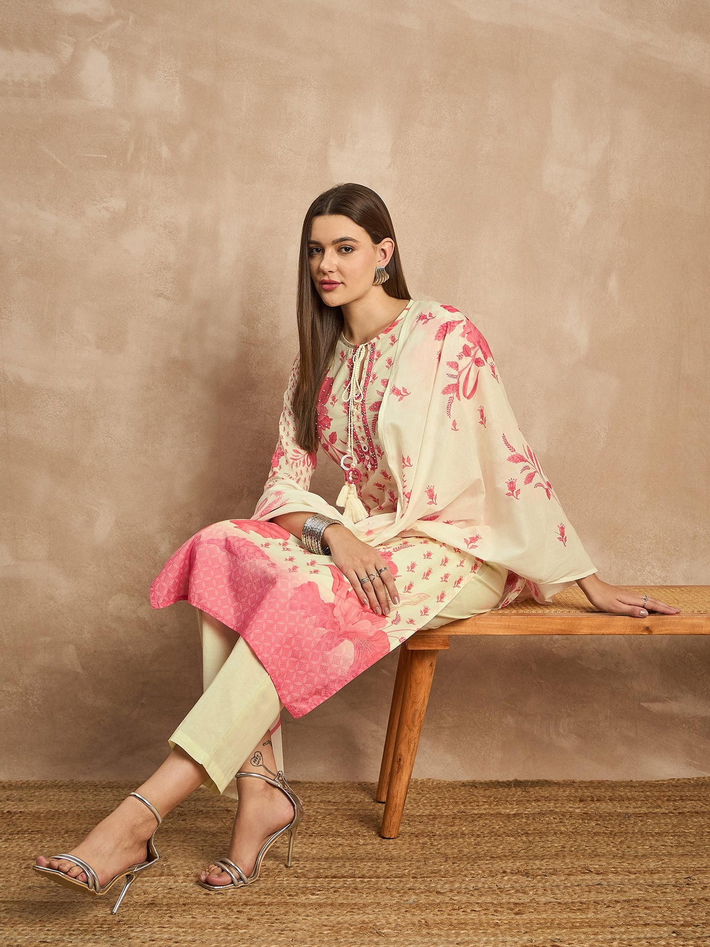 Women Floral Printed Beads and Stones Pure Cotton Kurta with Trousers & Dupatta