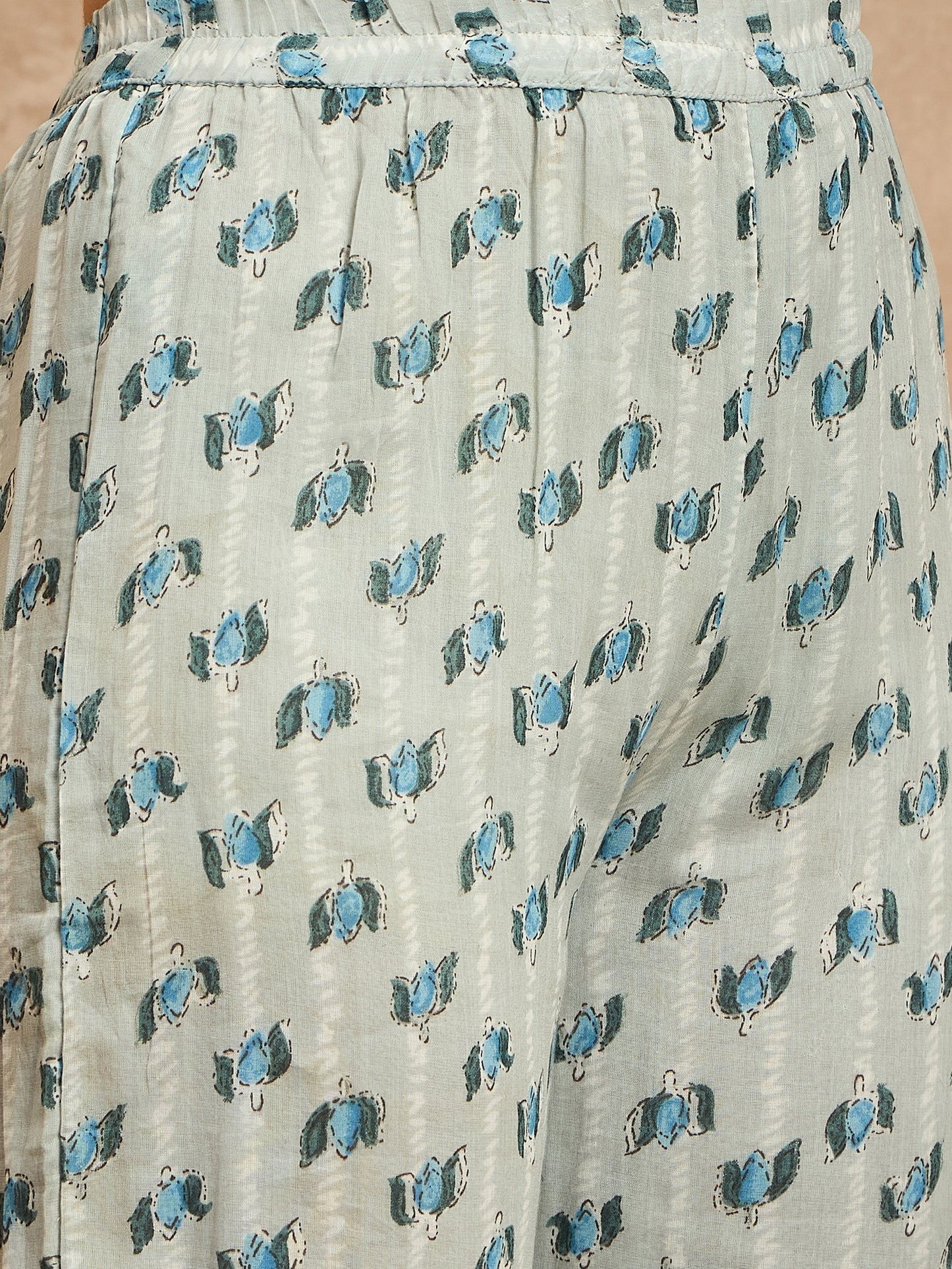 Women Floral Printed Empire Beads and Stones Kurta with Sharara & With Dupatta