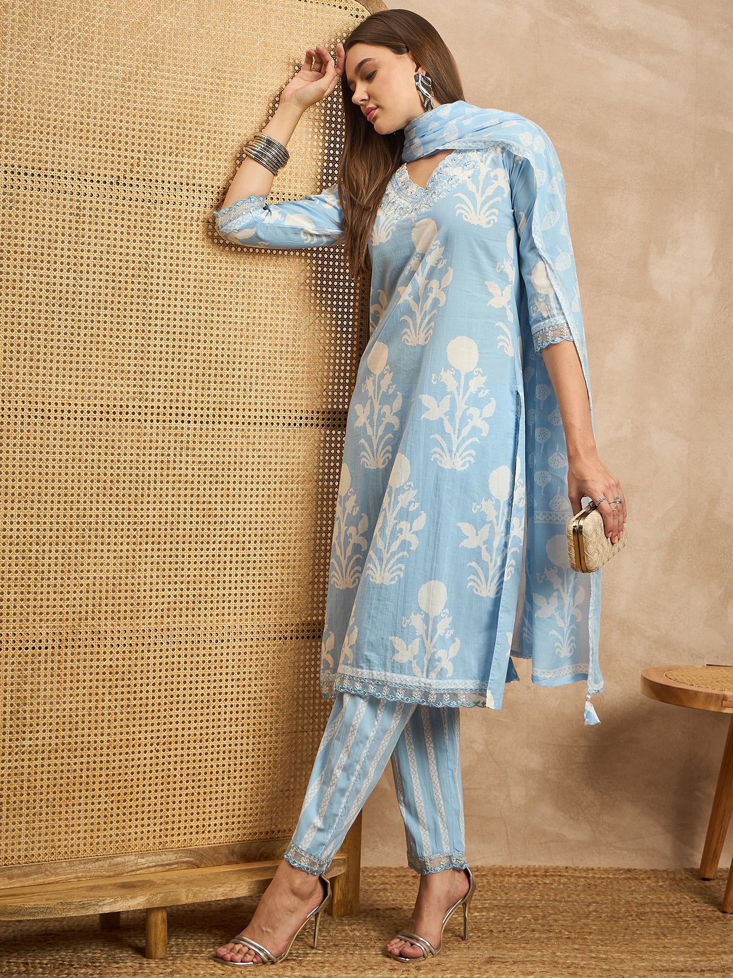 Women Floral Printed Sequinned Pure Cotton Straight Kurta with Trousers & Dupatta