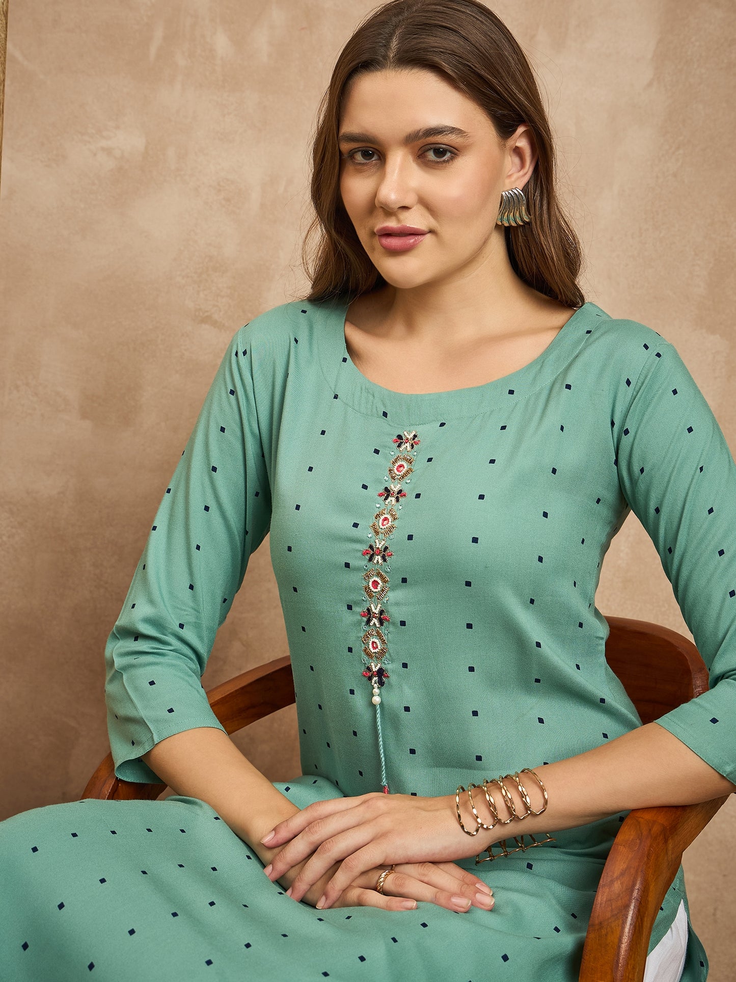 Polka Dots Printed Beads and Stones Straight Kurta
