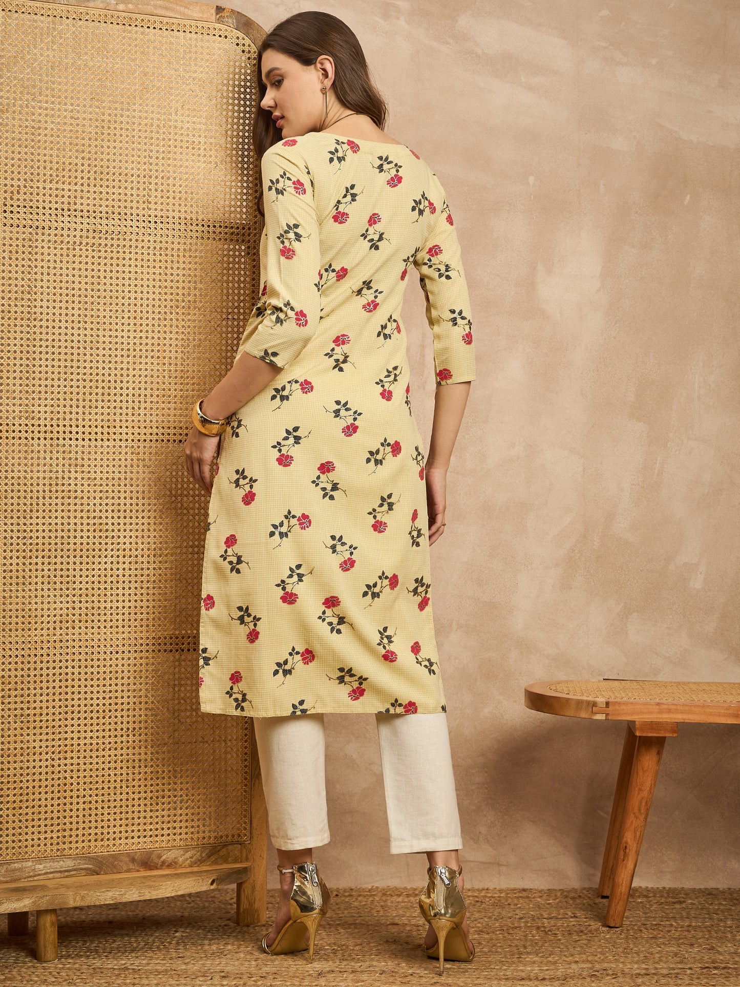 Floral Printed Beads and Stones Straight Kurta