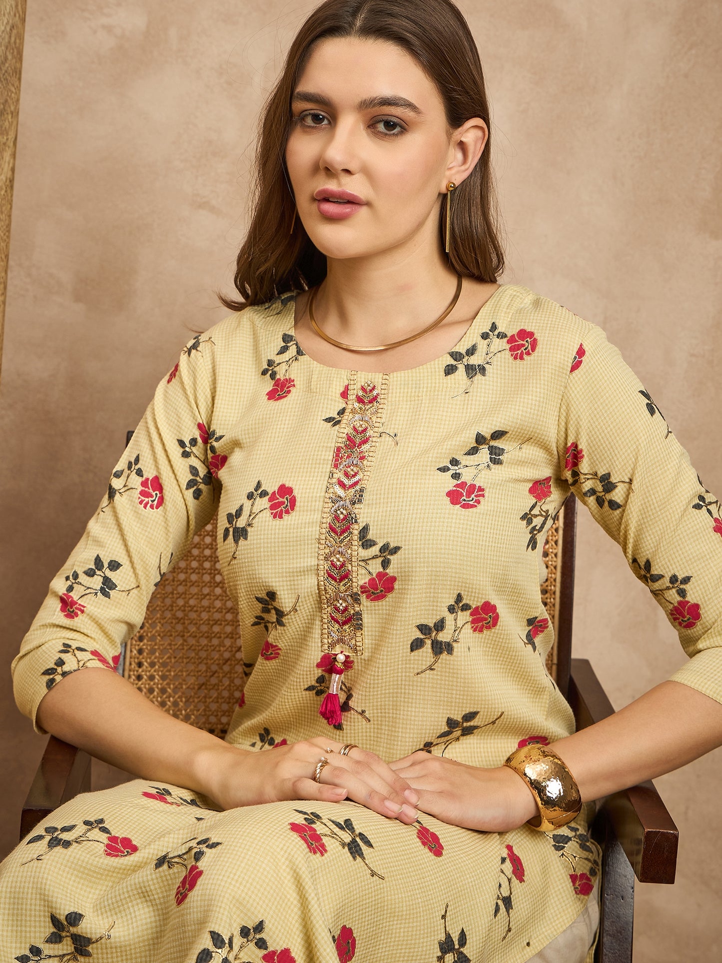 Floral Printed Beads and Stones Straight Kurta