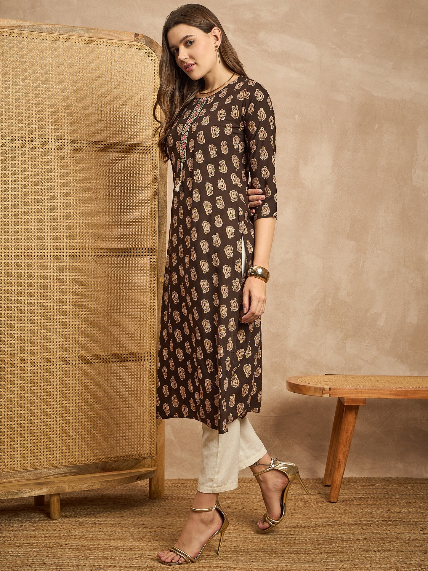 Paisley Printed Sequinned Straight Kurta