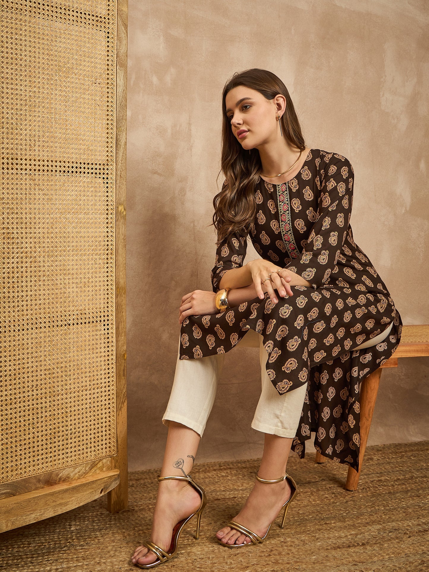 Paisley Printed Sequinned Straight Kurta