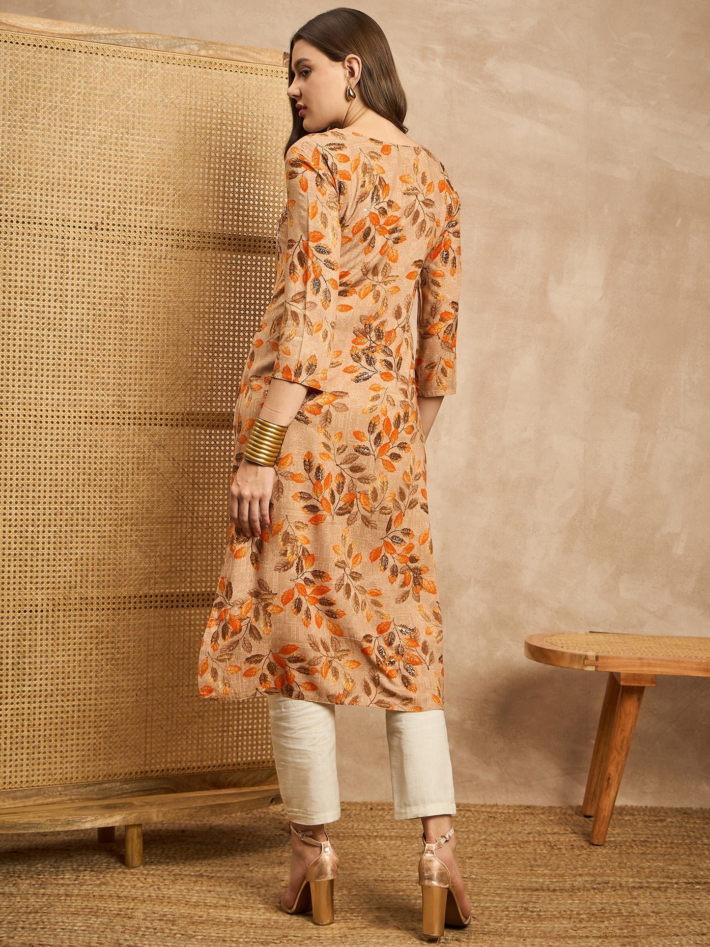 Floral Printed Beads and Stones Straight Kurta