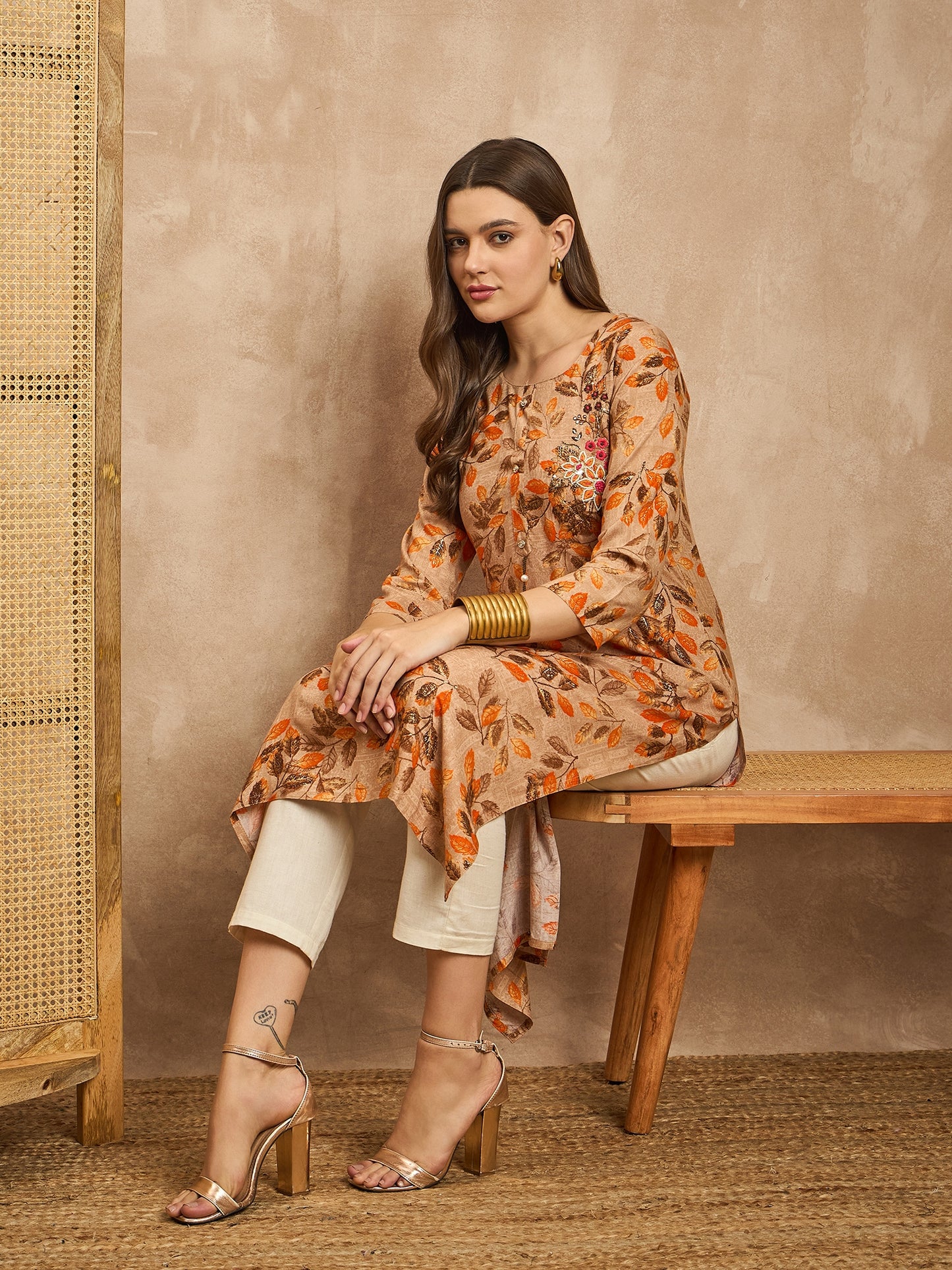 Floral Printed Beads and Stones Straight Kurta