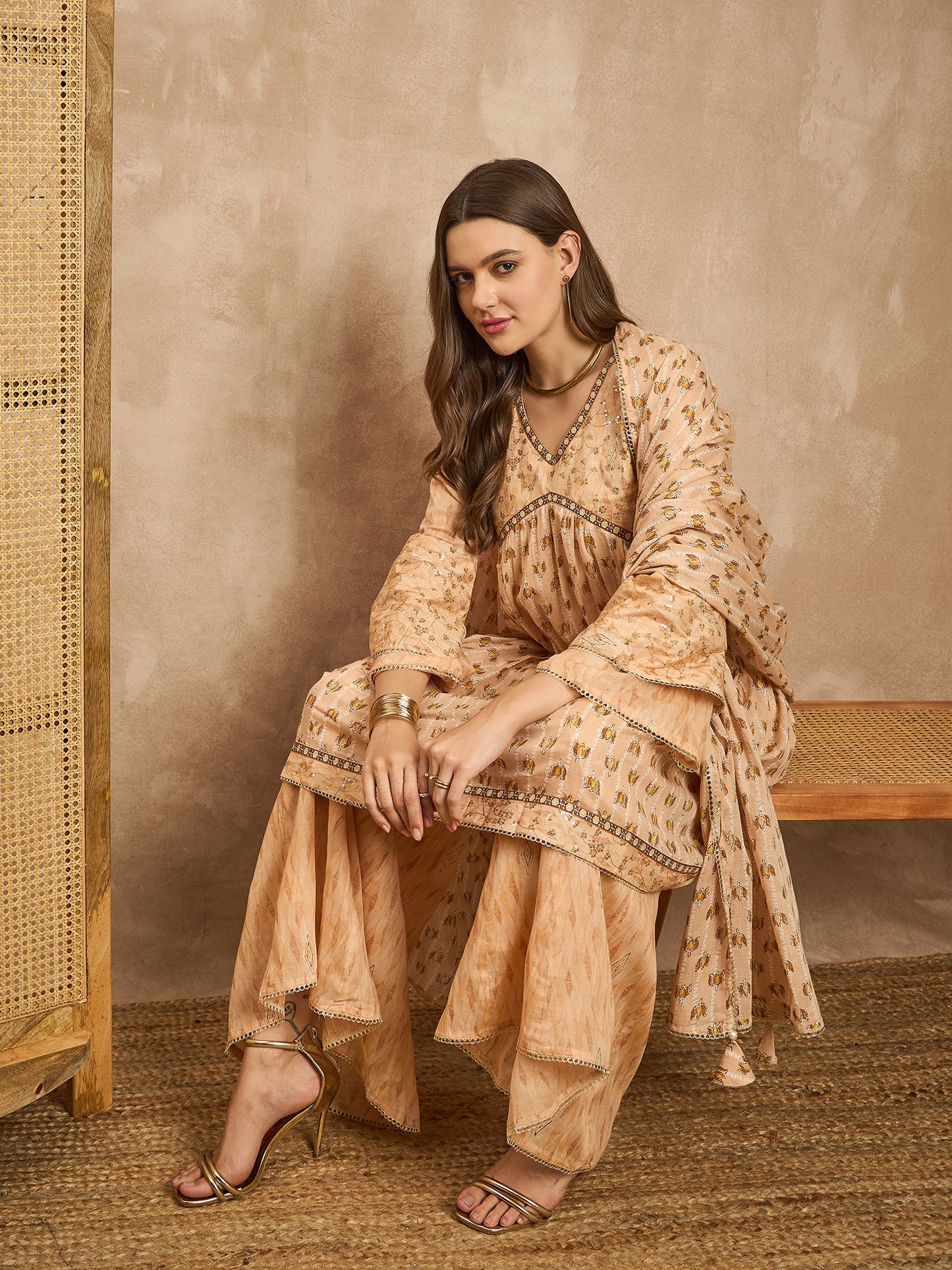 Women Floral Printed Empire Beads and Stones Kurta with Palazzos & With Dupatta