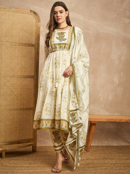 Women Floral Printed Regular Sequinned Kurta with Trousers & With Dupatta