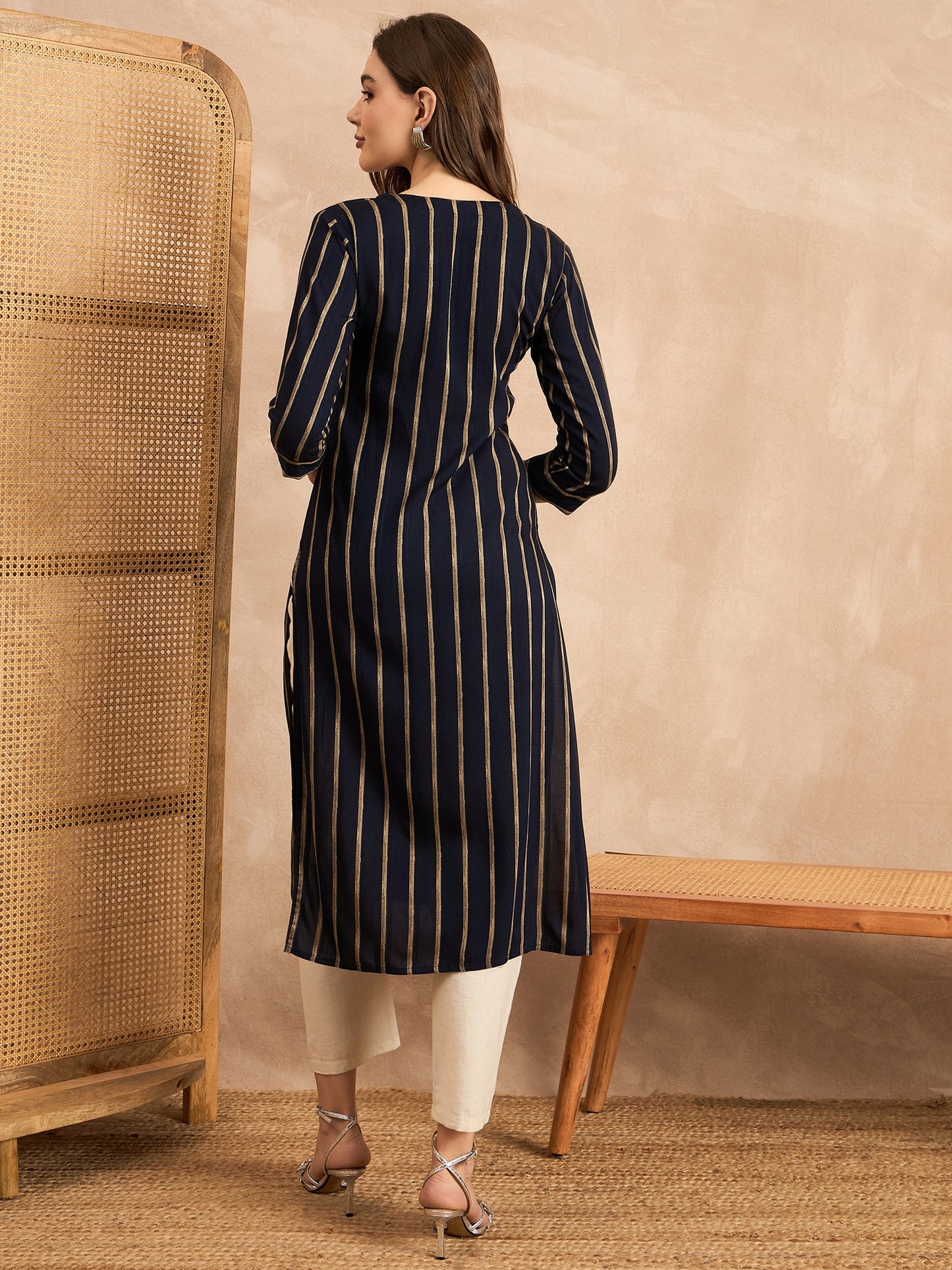 Striped V-Neck Thread Work Straight Kurta