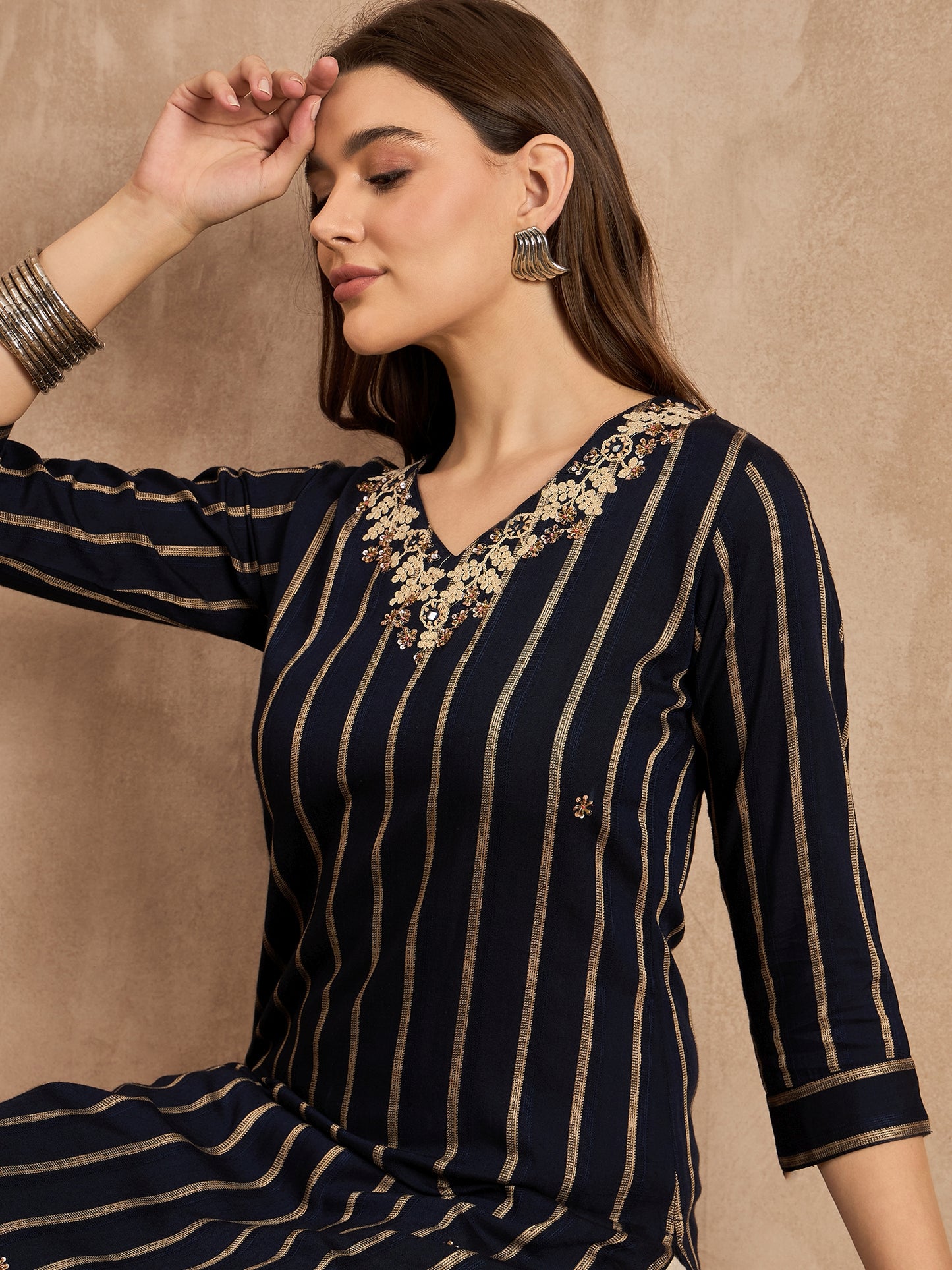 Striped V-Neck Thread Work Straight Kurta