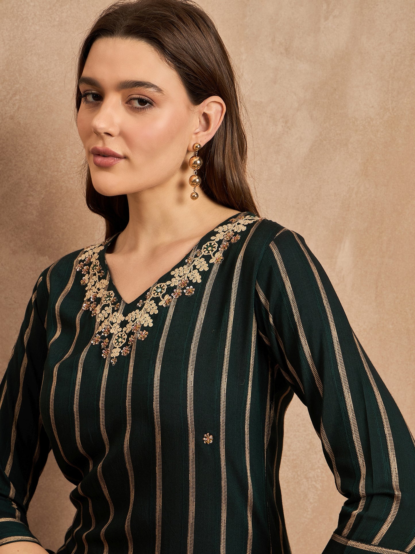 Striped V-Neck Thread Work Straight Kurta