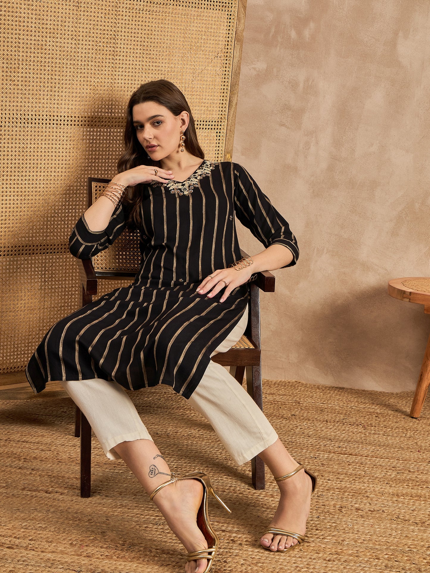 Striped V-Neck Thread Work Straight Kurta