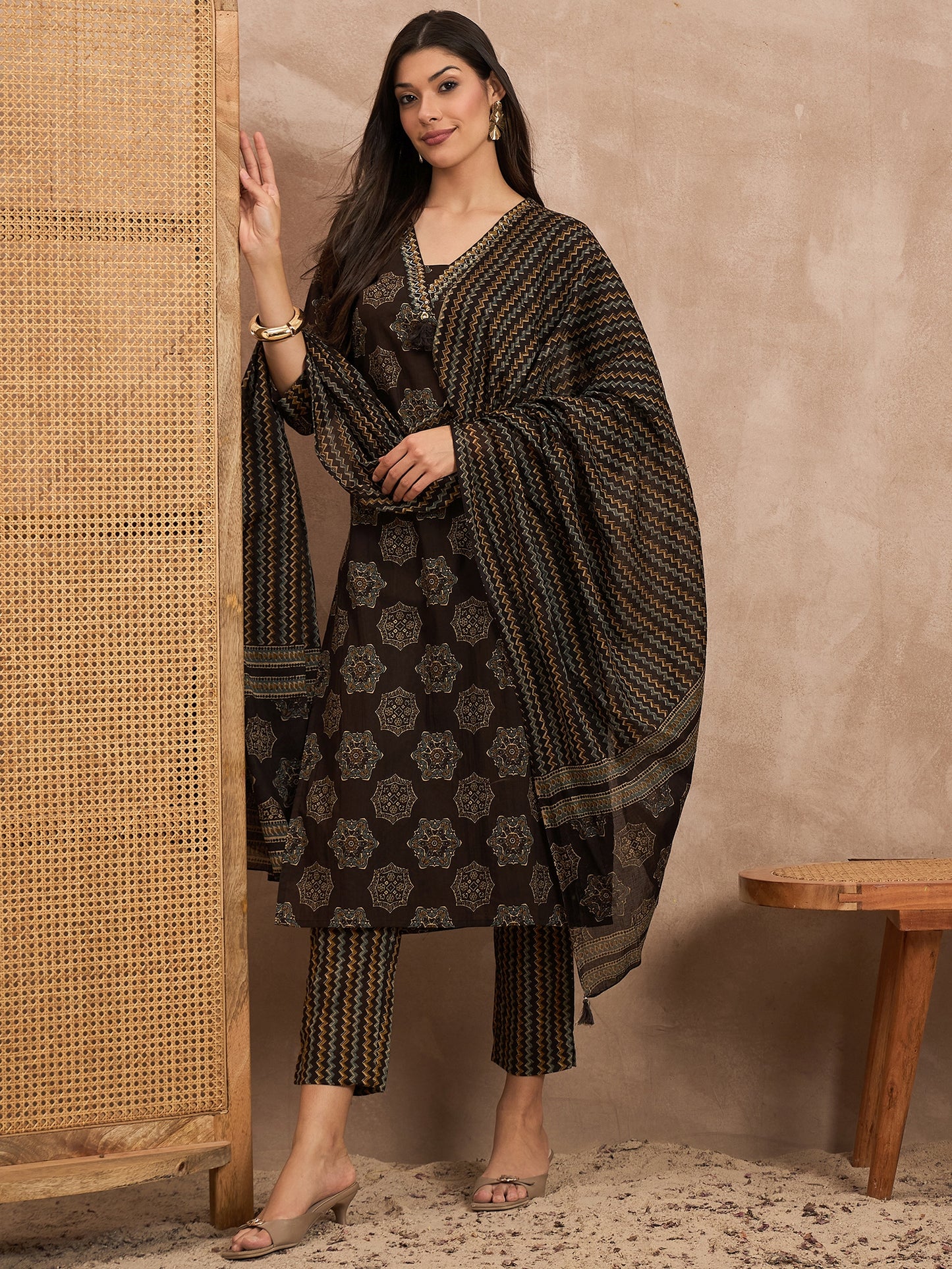 Women Ethnic Motifs Printed Regular Pure Cotton Kurta with Trousers & Dupatta