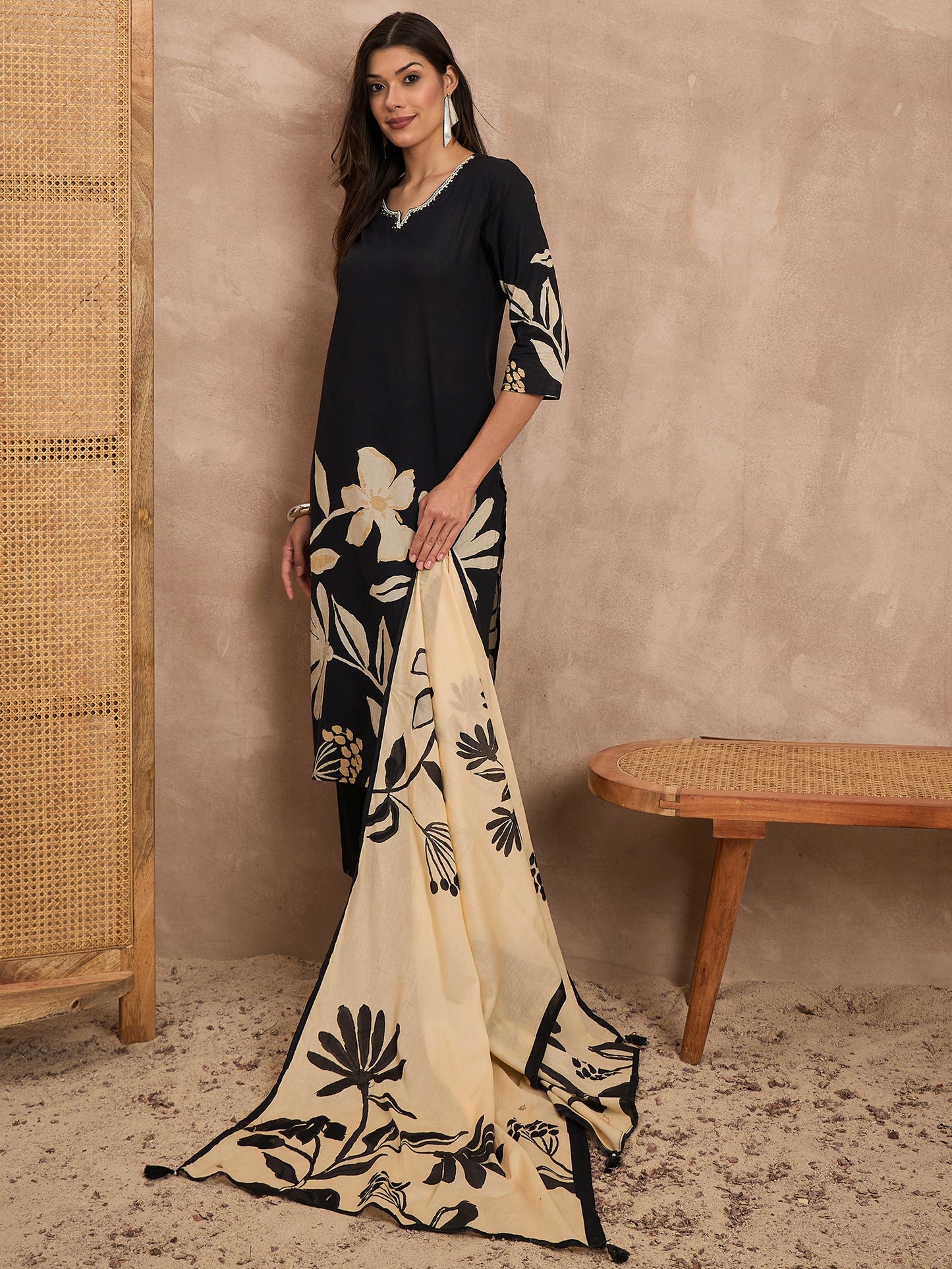 Women Floral Printed Cotton Kurta with Trousers & Dupatta