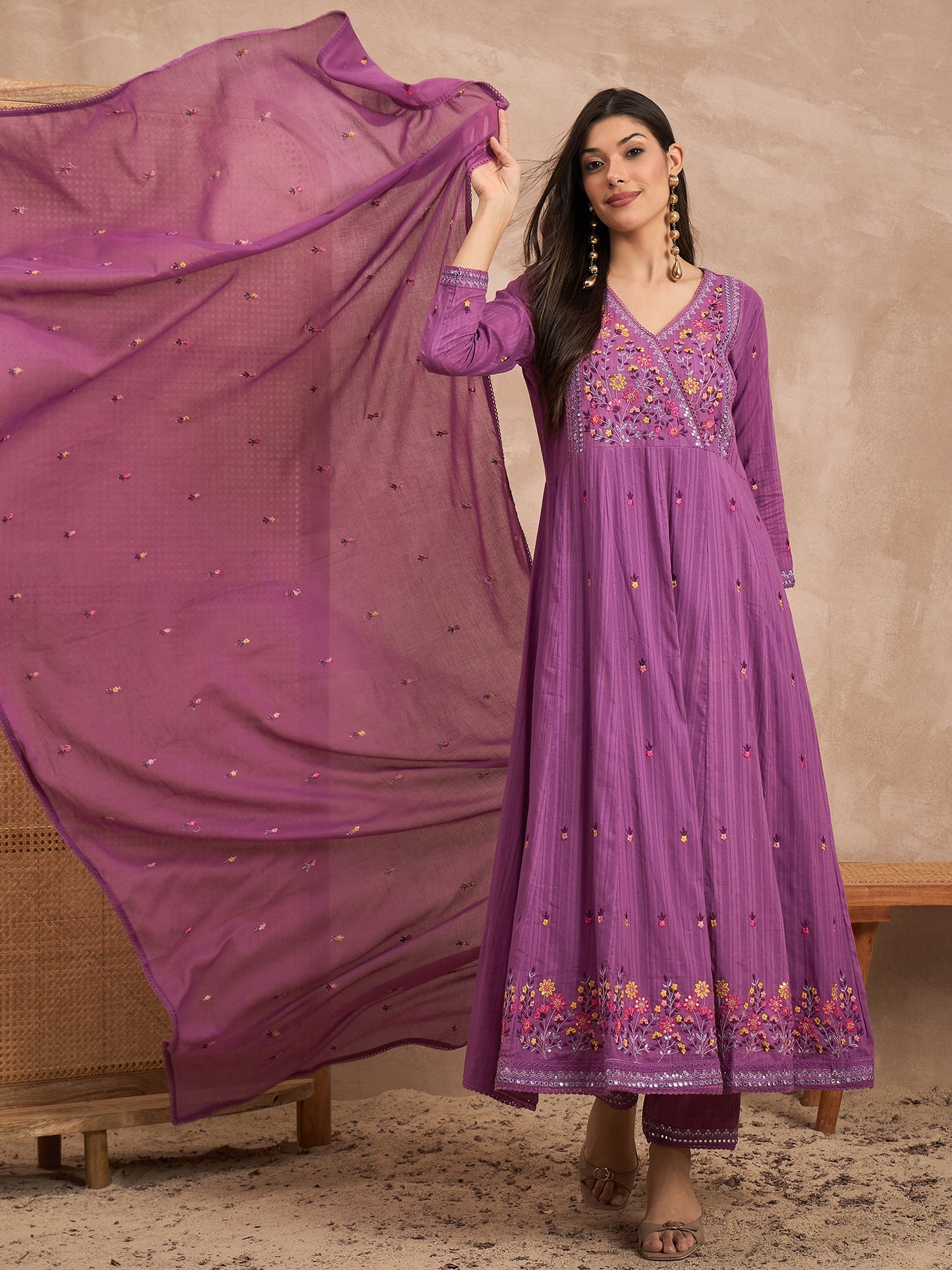 Women Floral Embroidered Sequinned Pure Cotton Kurta with Trousers & Dupatta