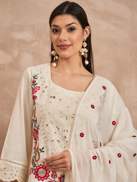 Women Floral Embroidered Thread Work Straight Kurta with Trouser & Dupatta