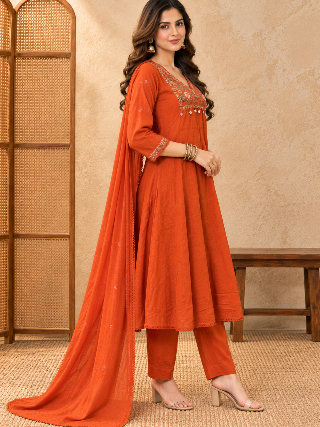 Women Ethnic Motifs Embroidered Empire Thread Work Kurta with Trousers & With Dupatta