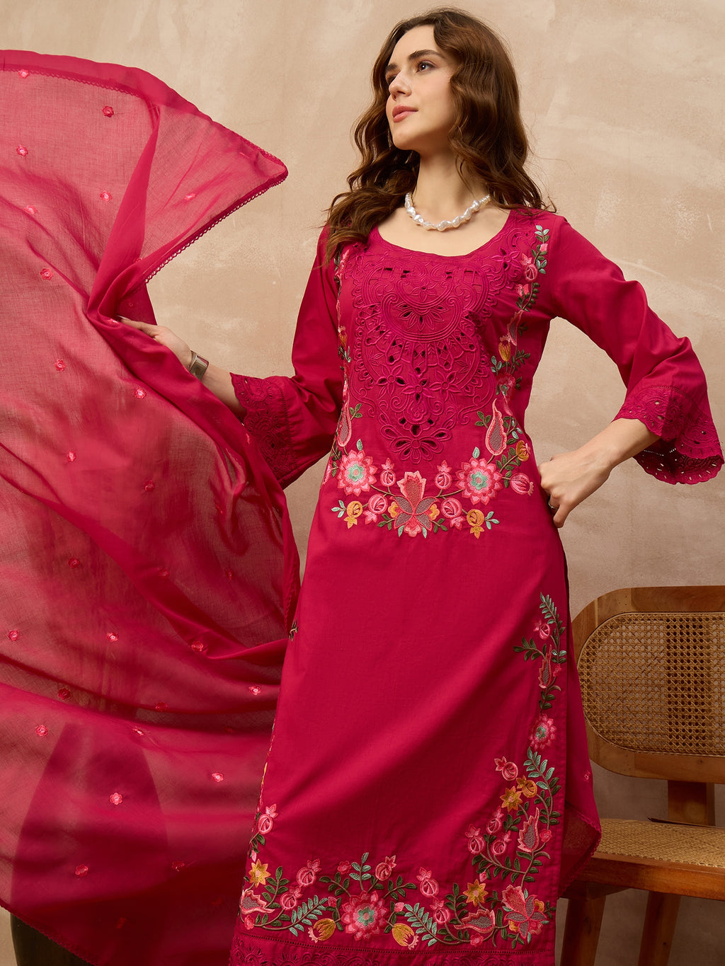 Women Floral Embroidered Regular Thread Work Pure Cotton Kurta with Palazzos & With Dupatta